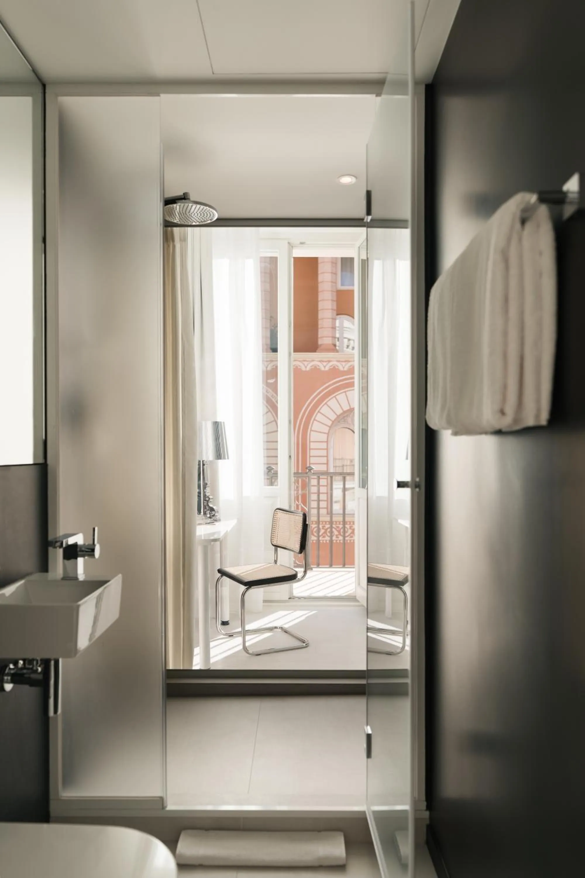 Bathroom in Ruby Giulia Hotel Rome