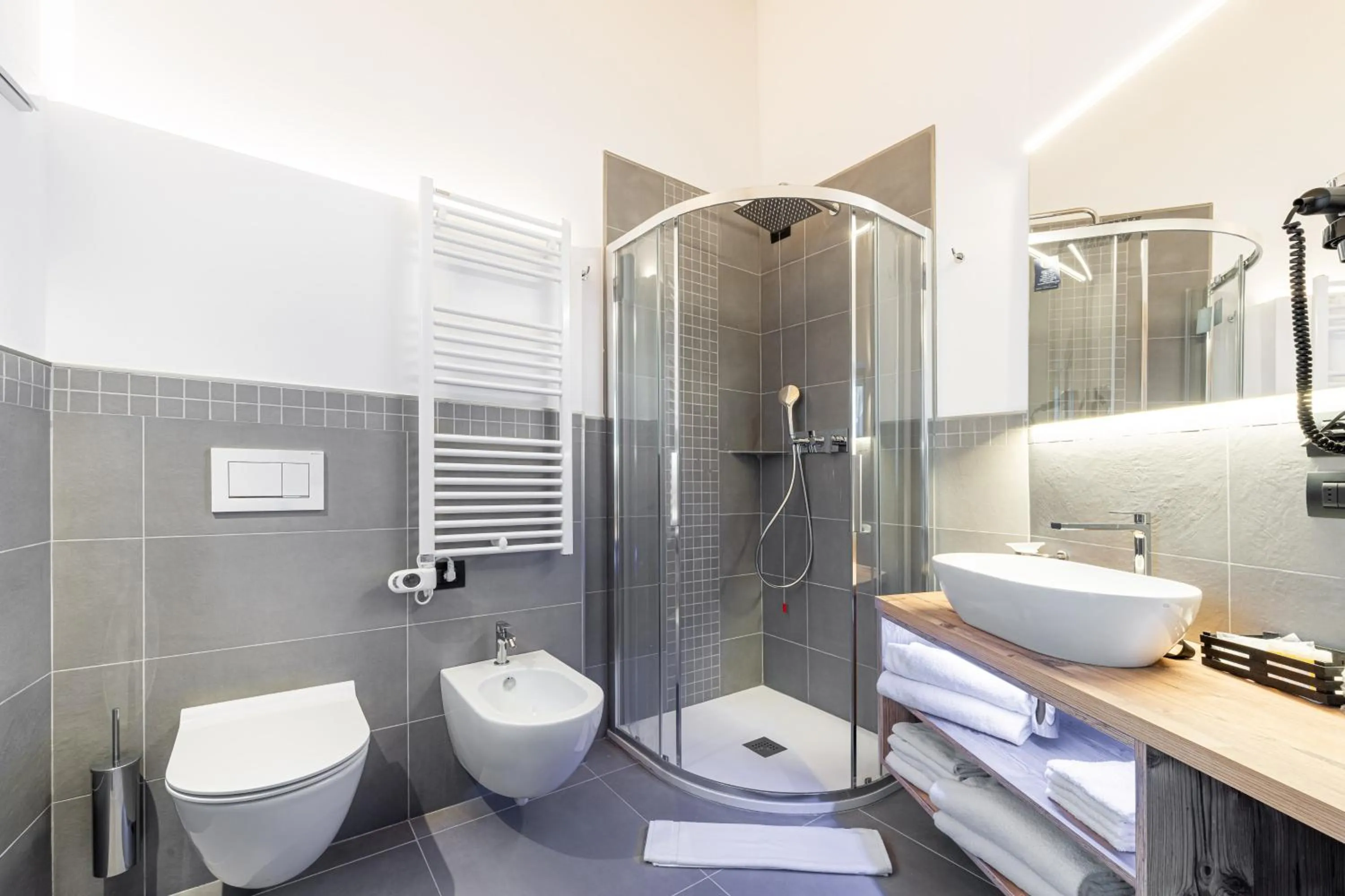 Shower in Albergo Garni Edy (B&B)