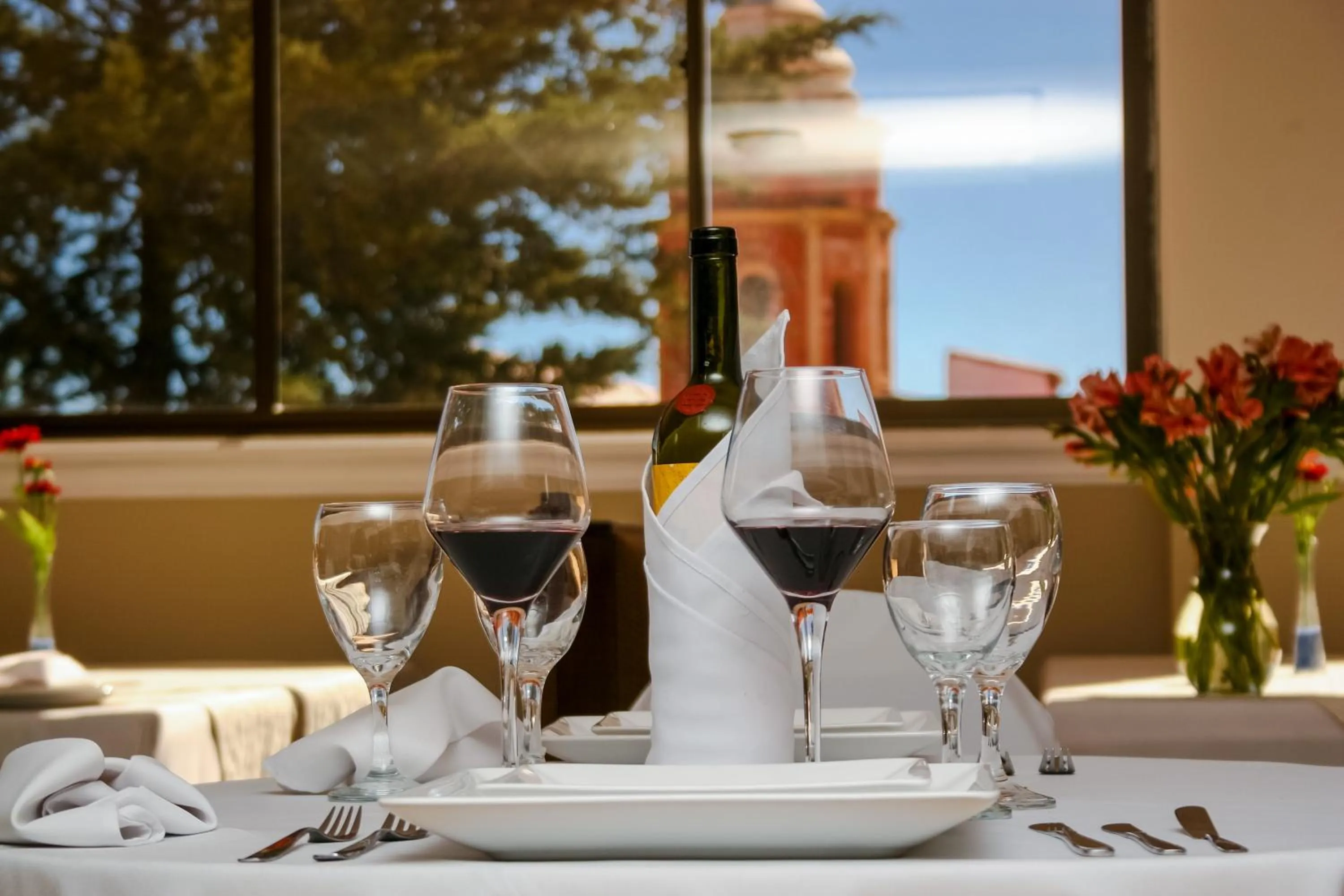 Restaurant/places to eat in Hotel Coloso Potosi