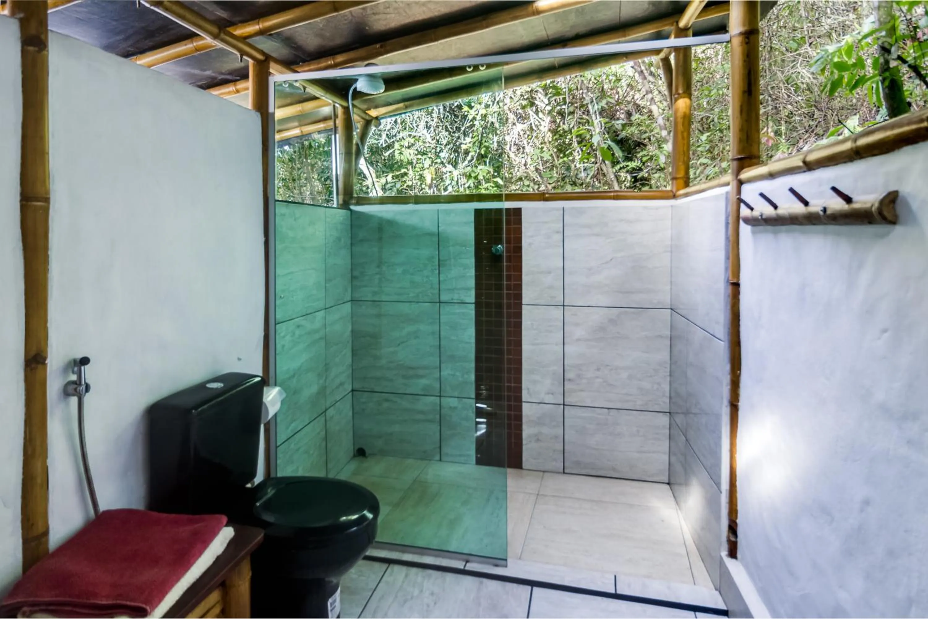 Bathroom in Universo Pol Bamboo Hostel
