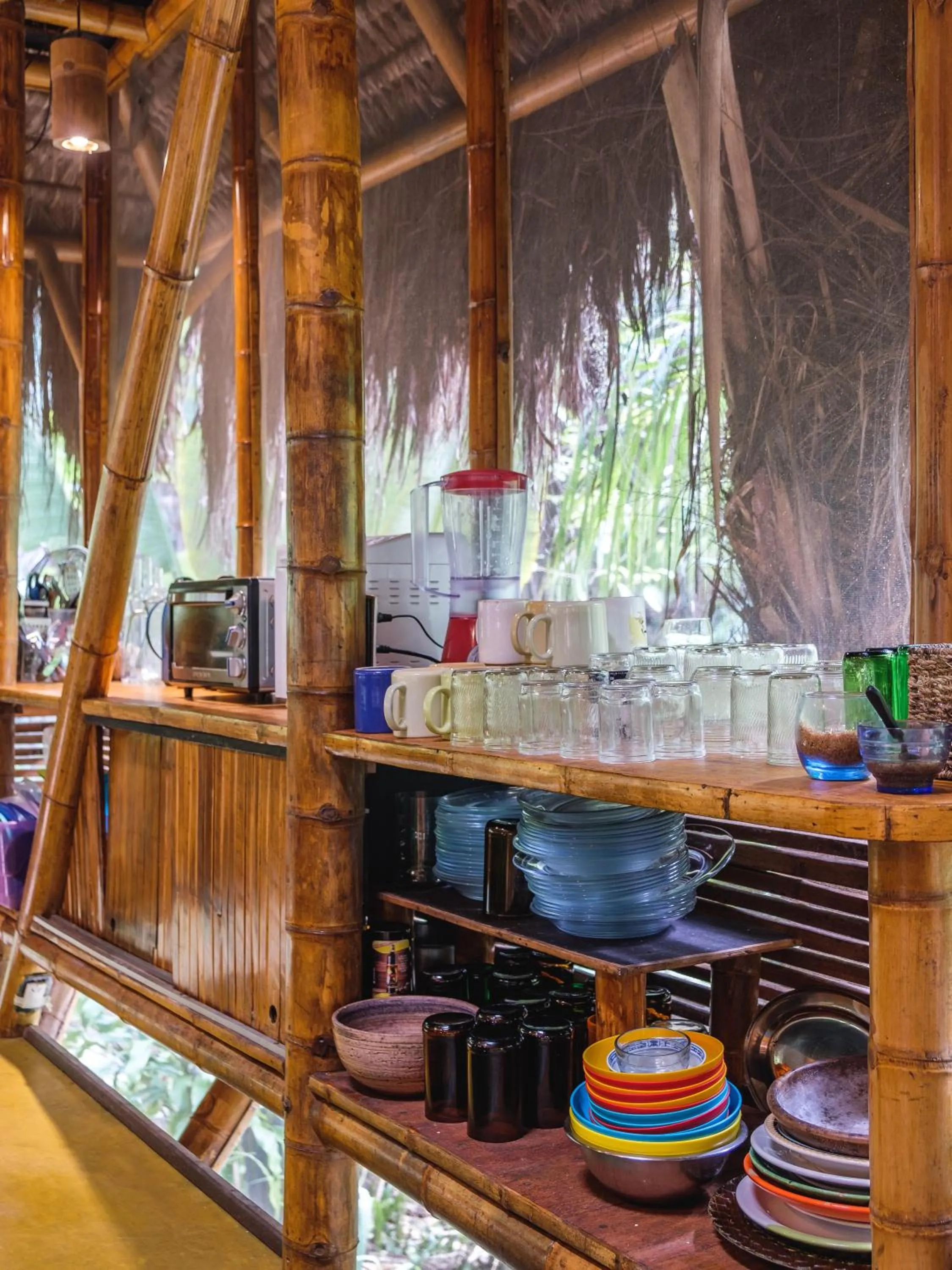 Kitchen or kitchenette in Universo Pol Bamboo Hostel