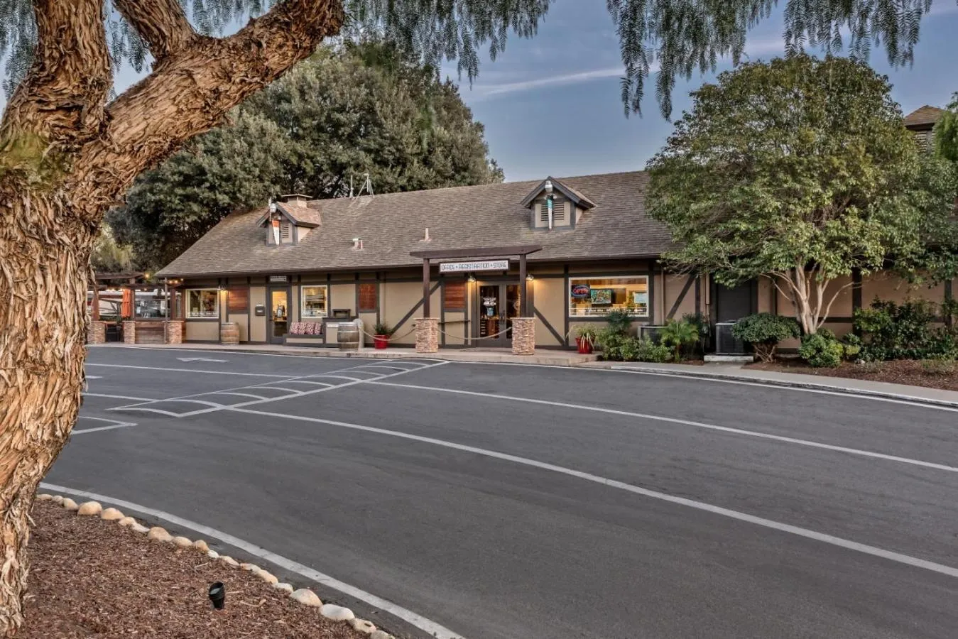 Flying Flags RV Resort & Campground