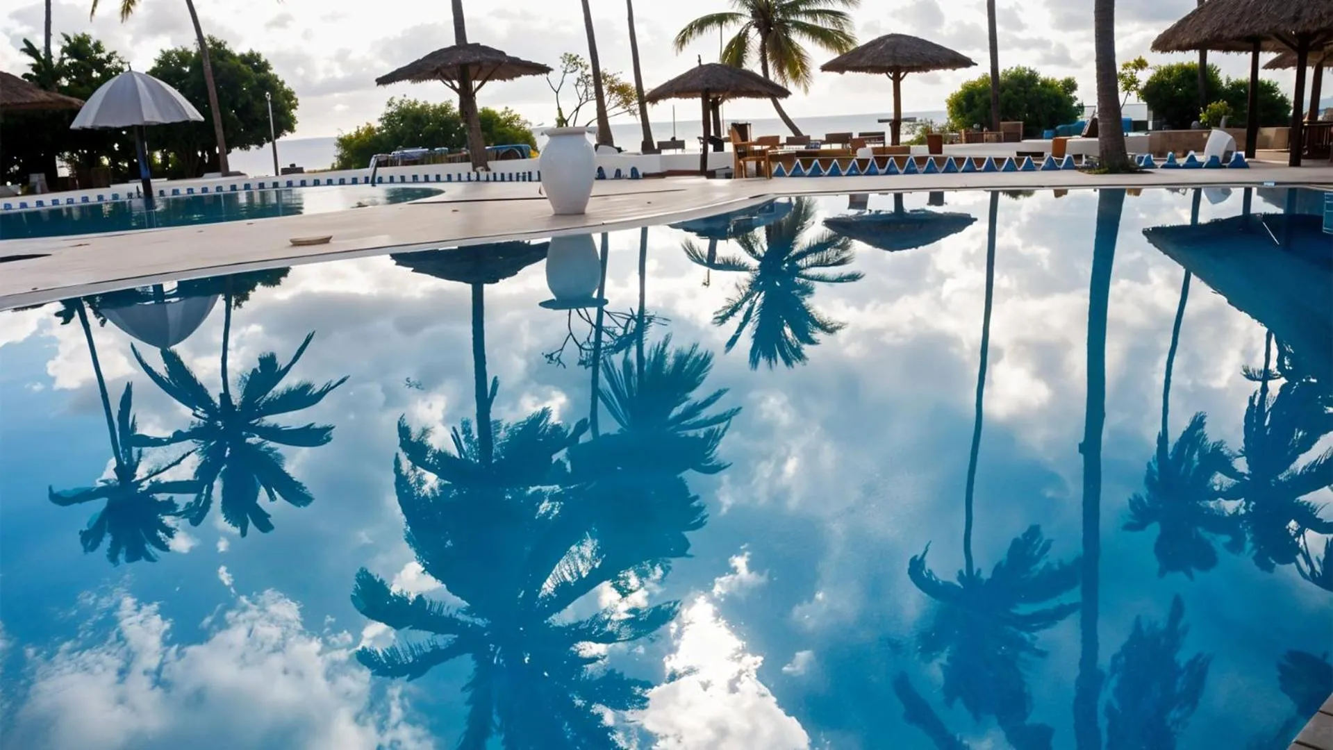 Swimming pool in Protels La Plage