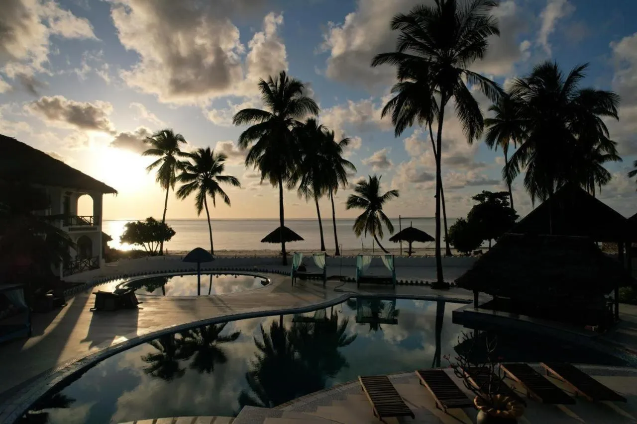 Swimming pool in Protels La Plage