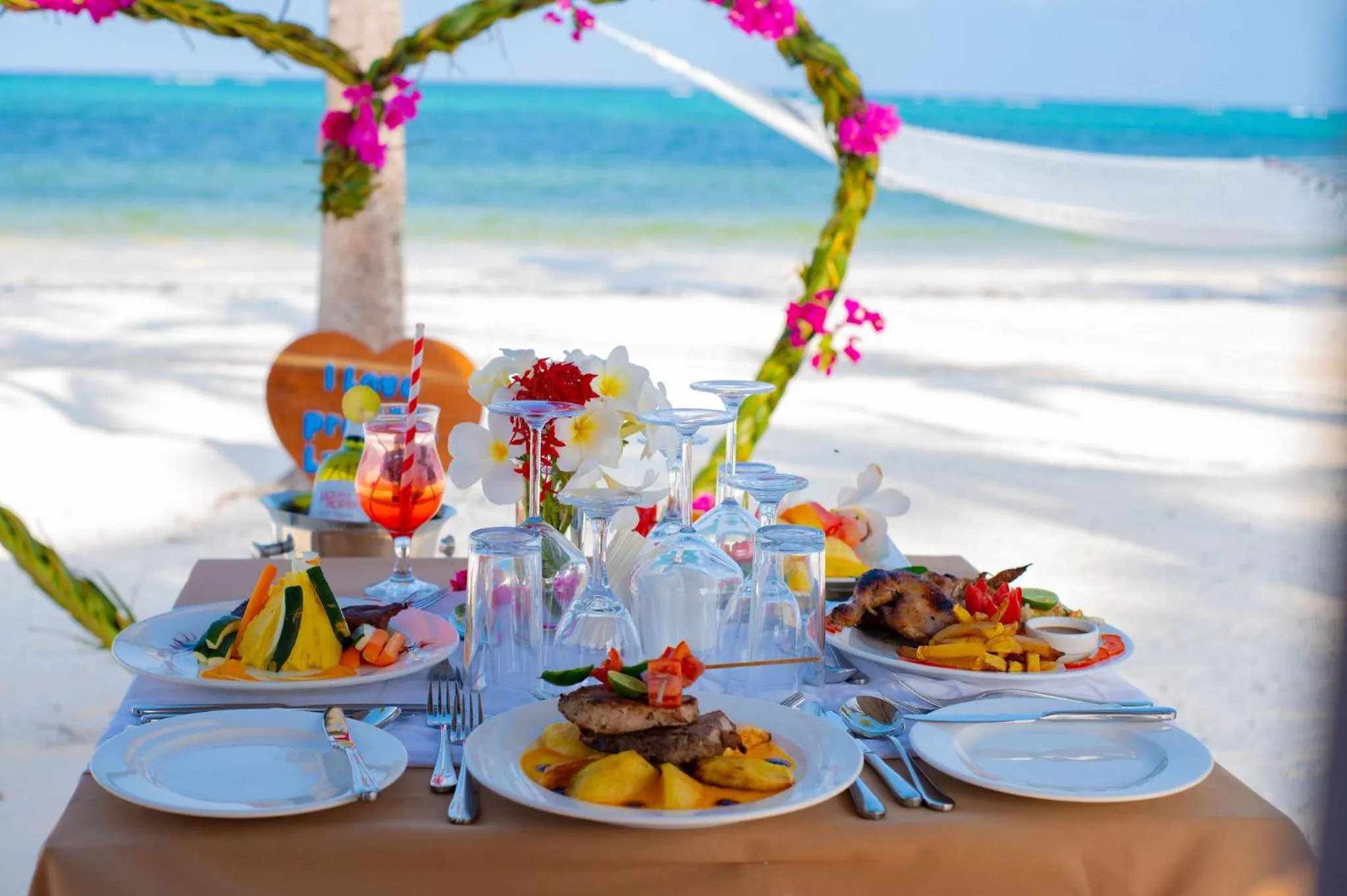 Food in Protels La Plage