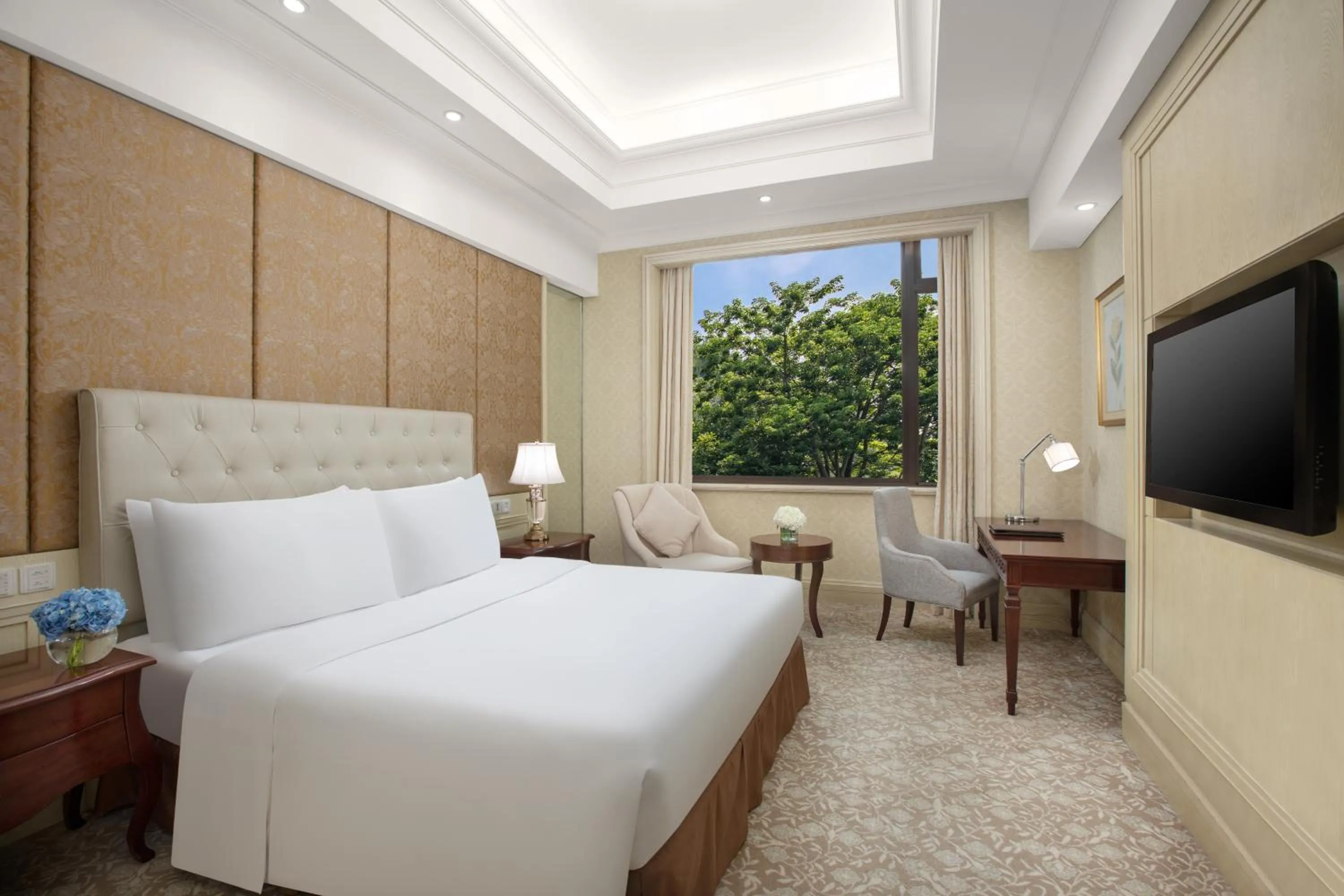 Bed in Carp Islet Resort Fuzhou