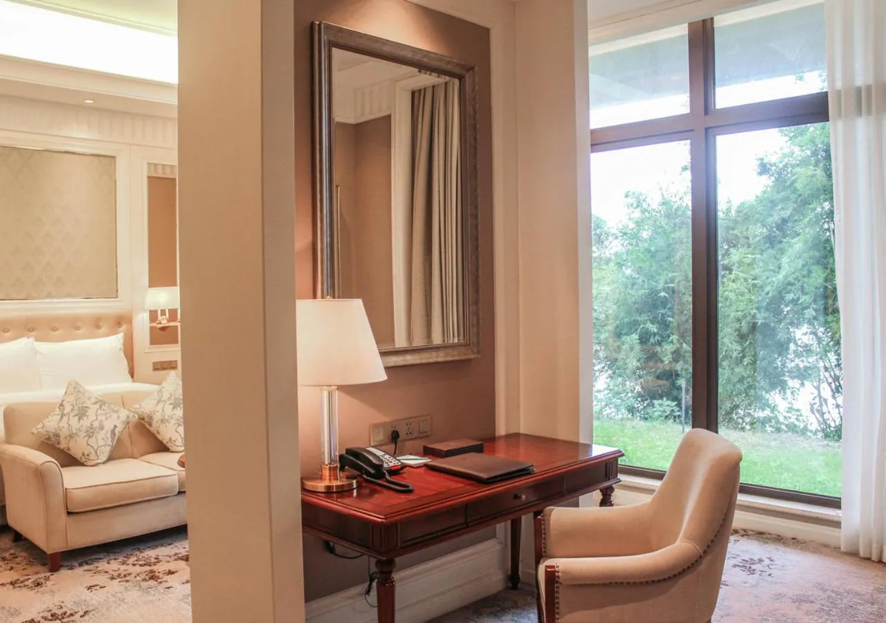 Library in Carp Islet Resort Fuzhou