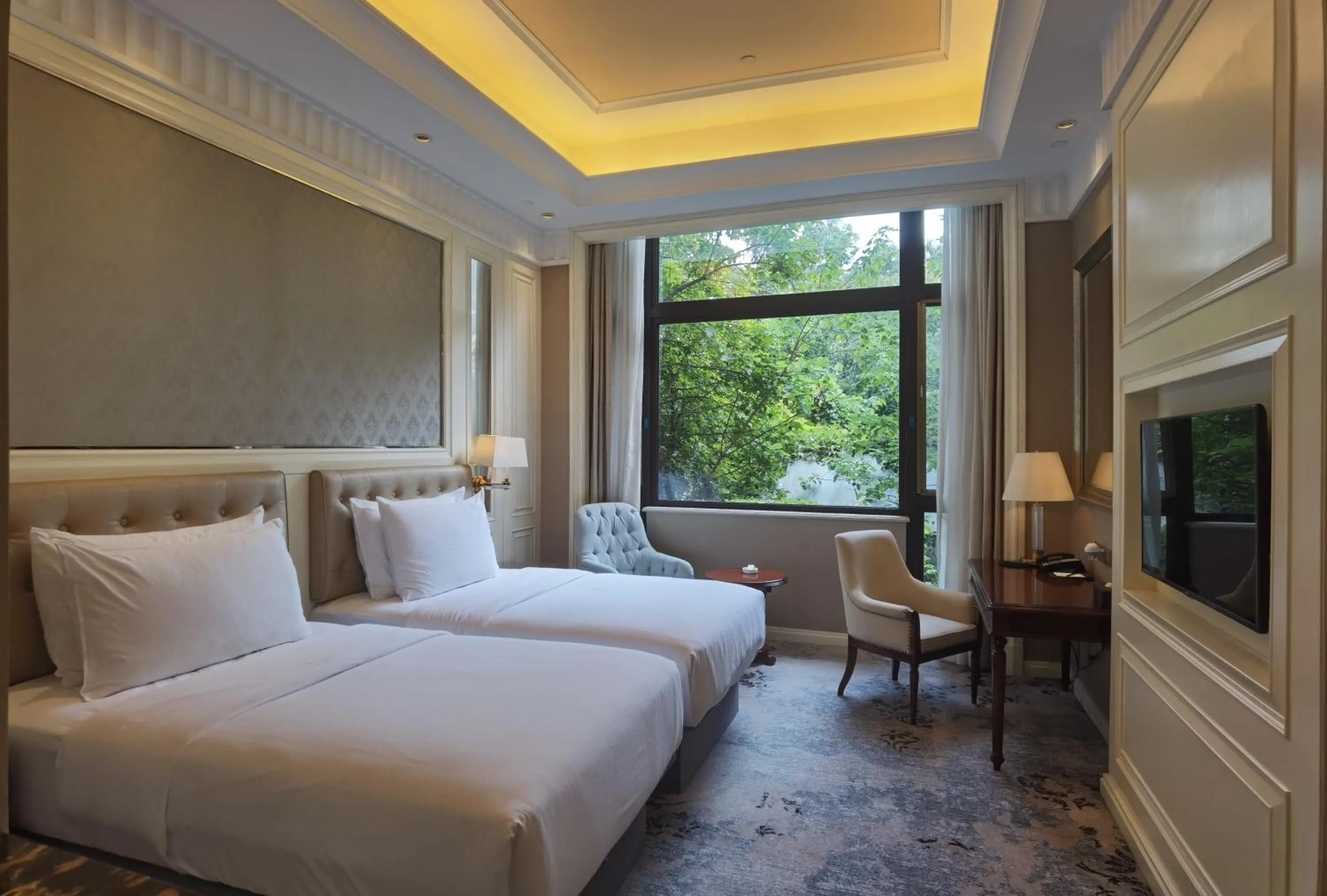 Bed in Carp Islet Resort Fuzhou