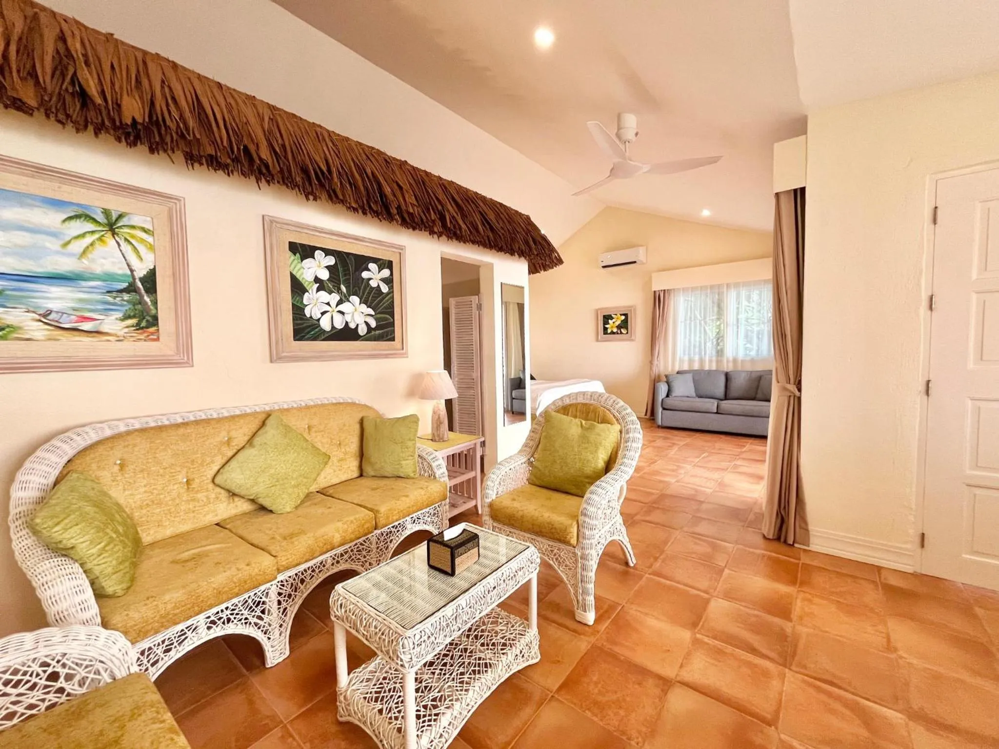 Living room in Coco Grove Beach Resort, Siquijor Island
