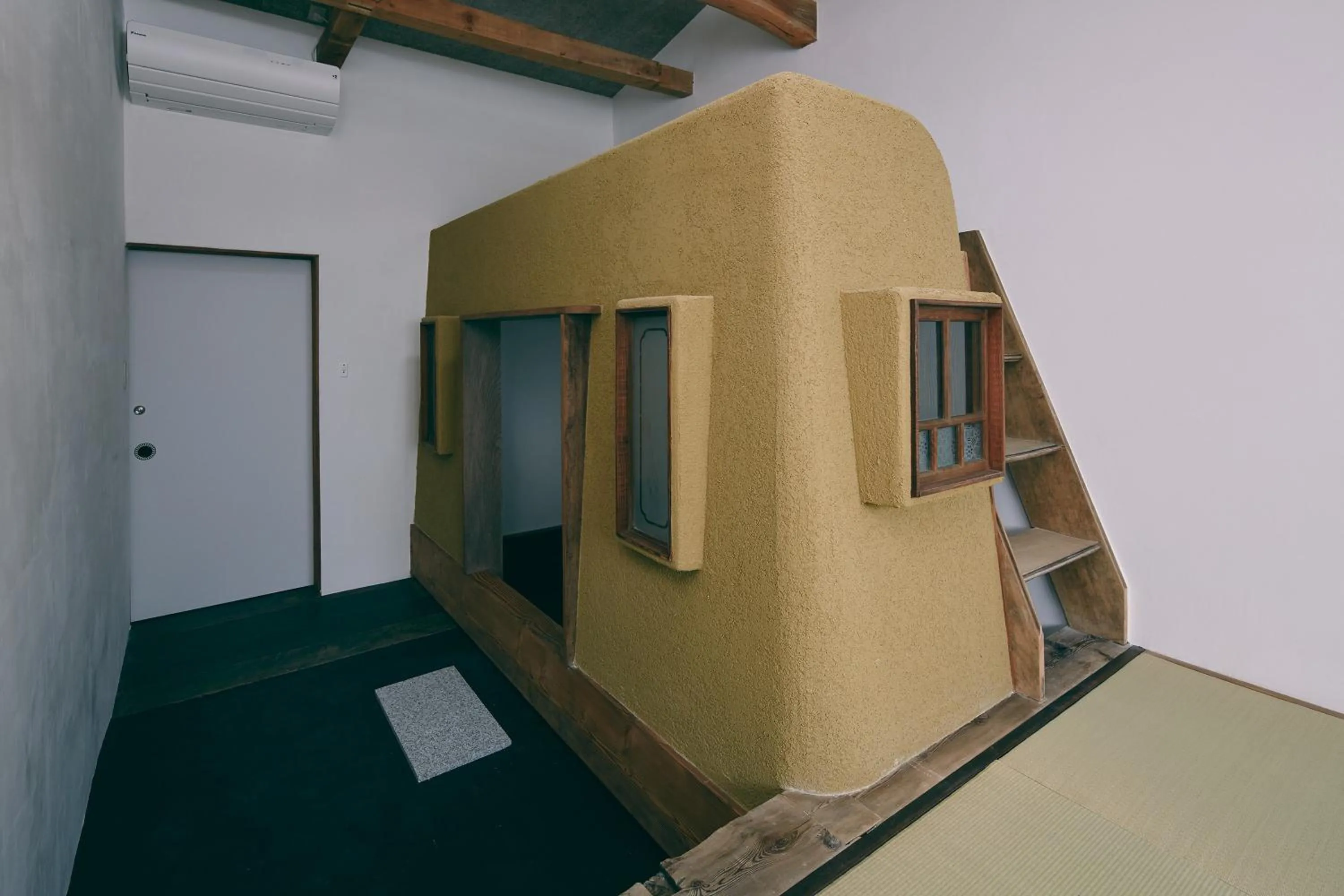 Photo of the whole room, Bed in kagelow Mt.Fuji Hostel Kawaguchiko