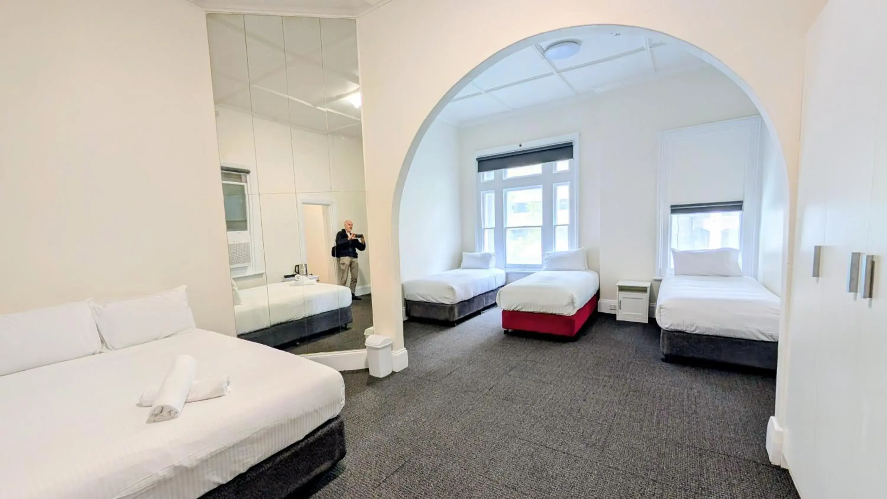 Quadruple Room in Ambassadors Hotel Quadruple Room in Ambassadors Hotel