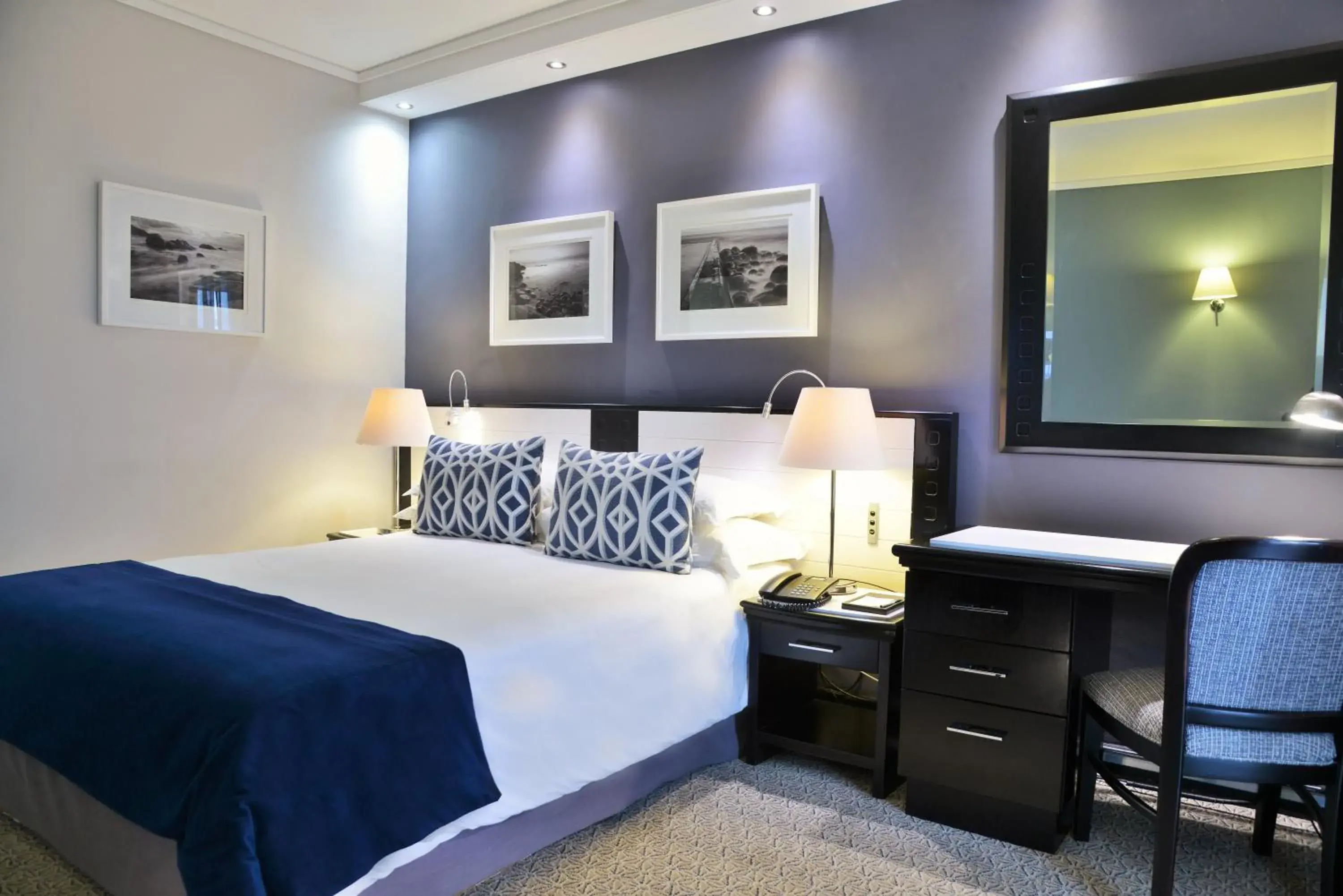 Standard Queen Room - single occupancy in The Commodore Hotel Standard Queen Room - single occupancy in The Commodore Hotel