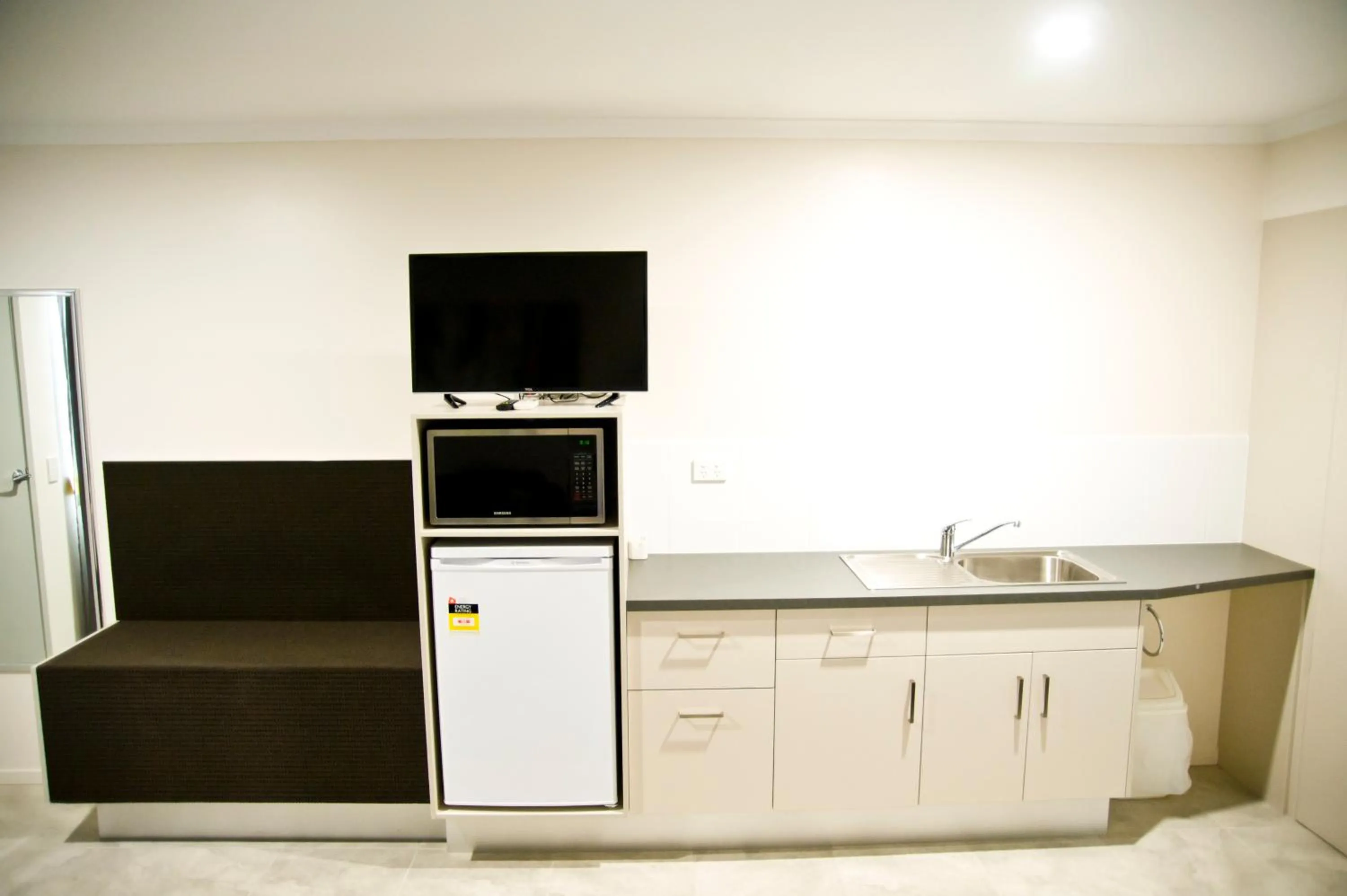 Coffee/tea facilities in Roma Central Motel