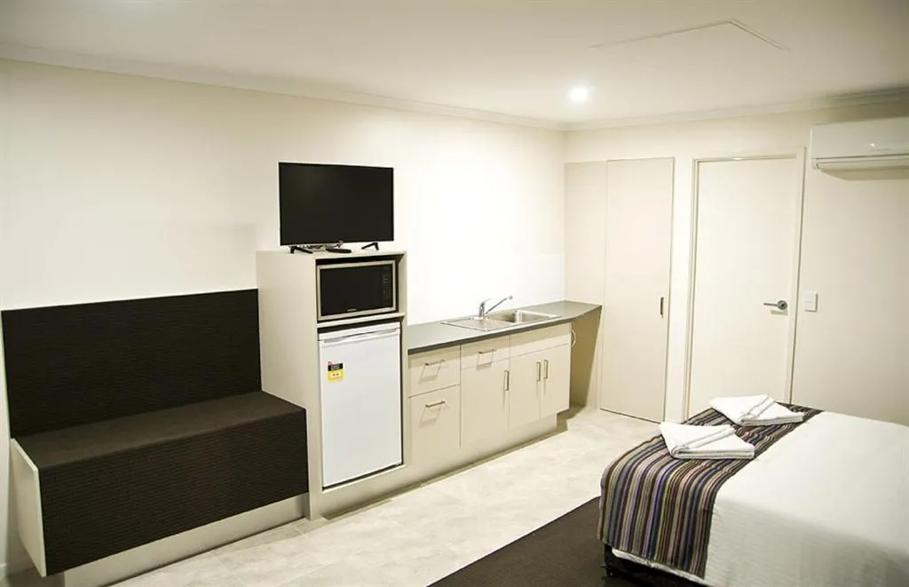 Bed in Roma Central Motel