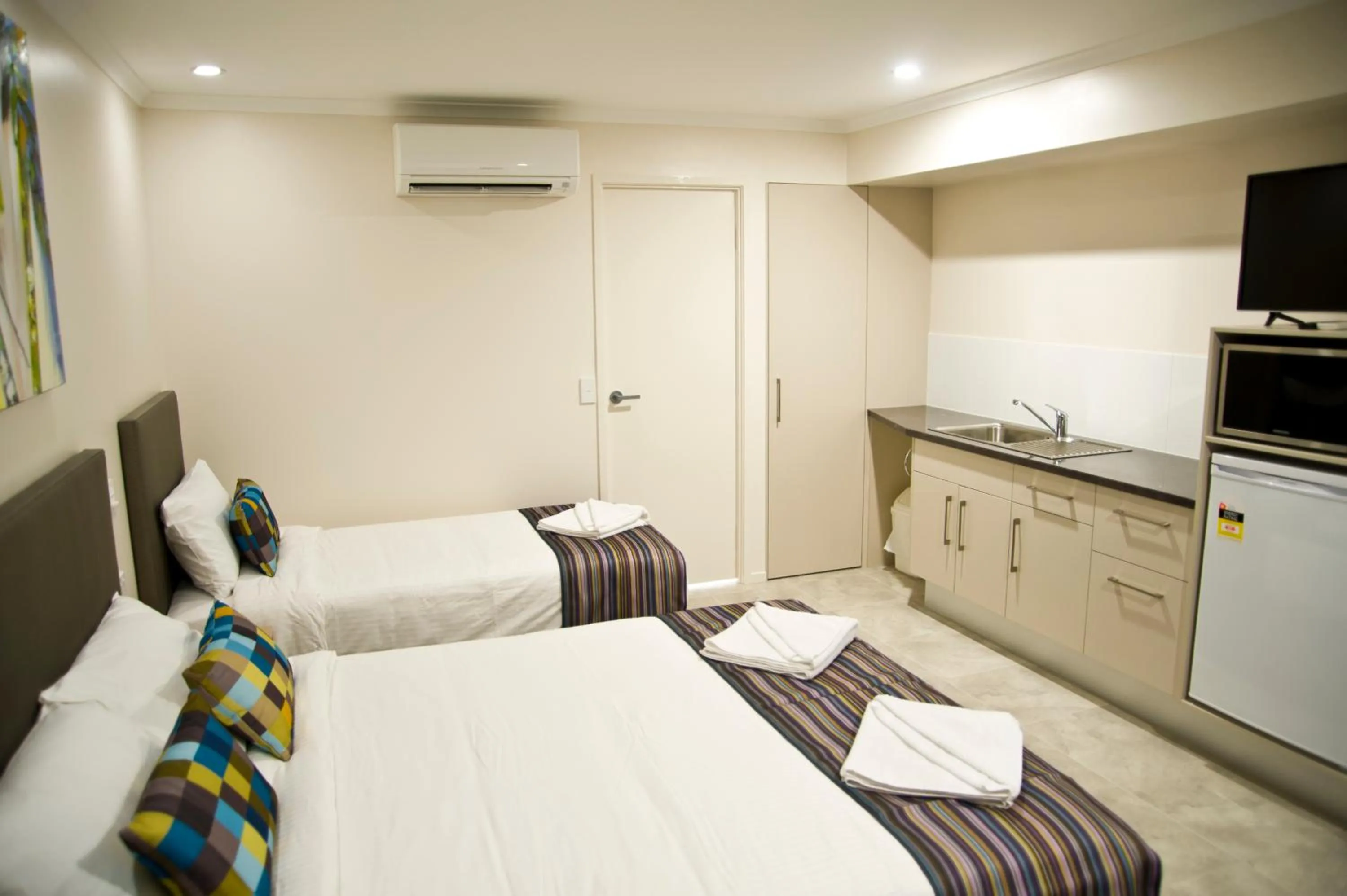 Bed in Roma Central Motel