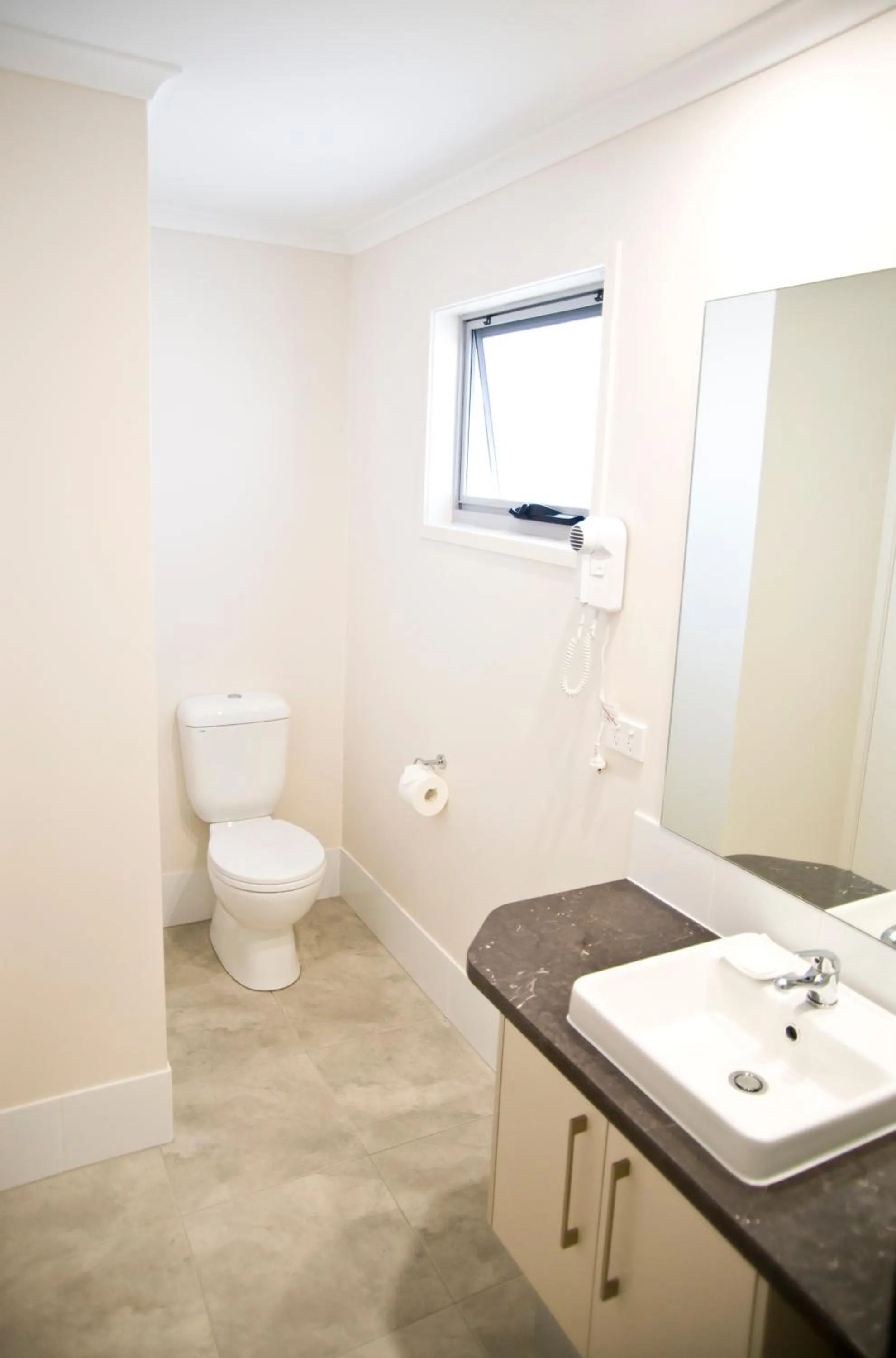 Toilet in Roma Central Motel