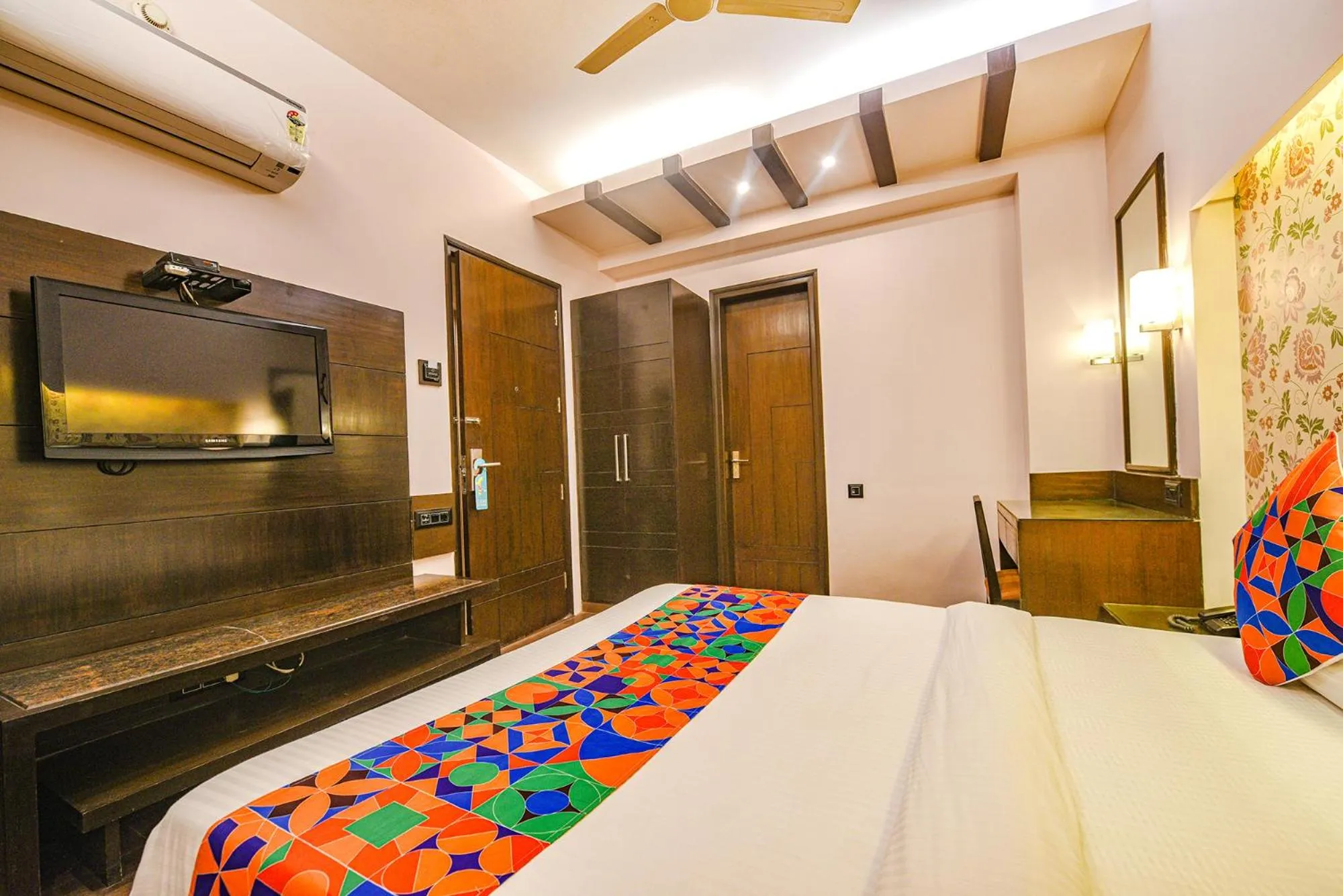 Bed in FabHotel Aashraye