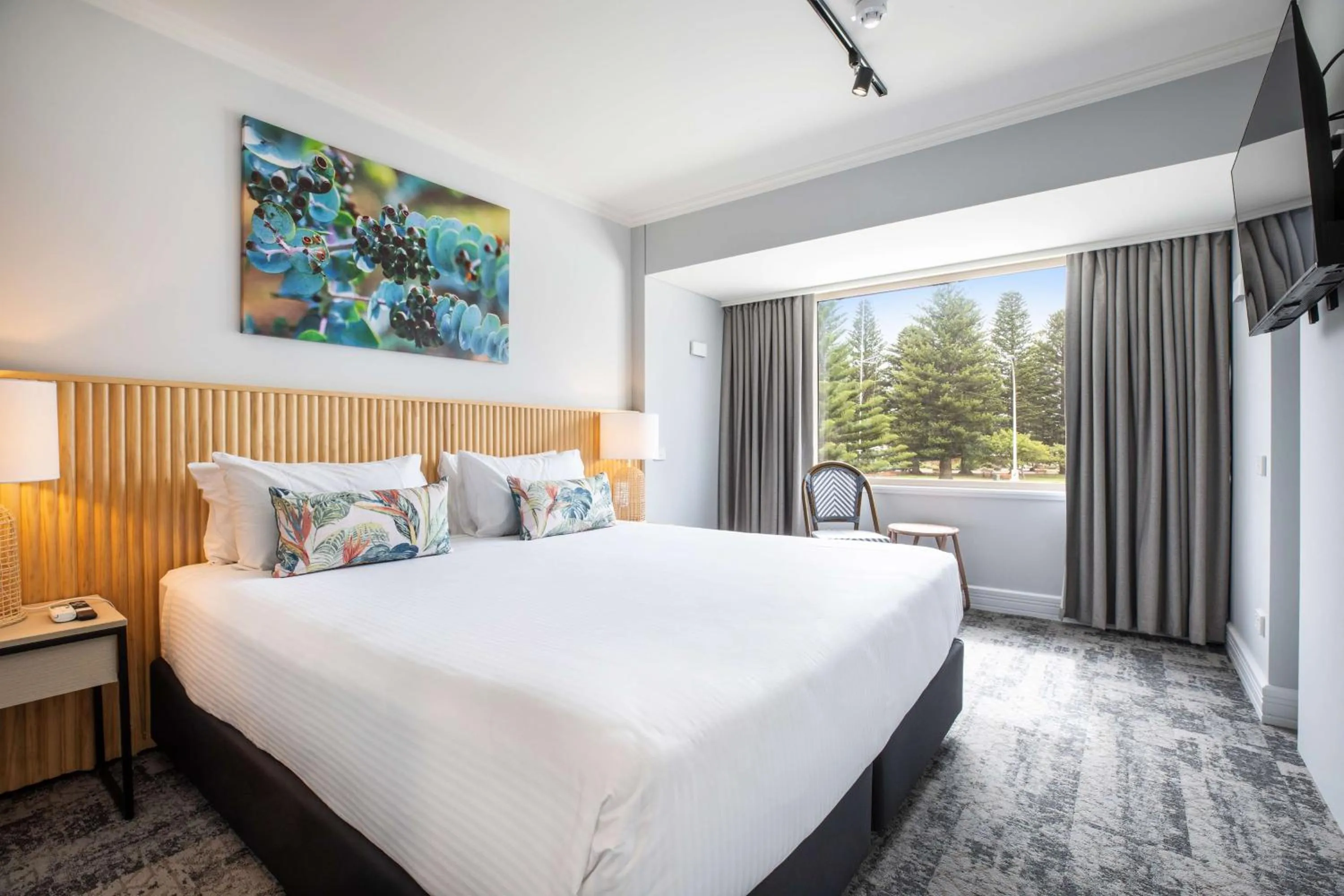 View (from property/room), Bed in Nightcap at Hotel Victor