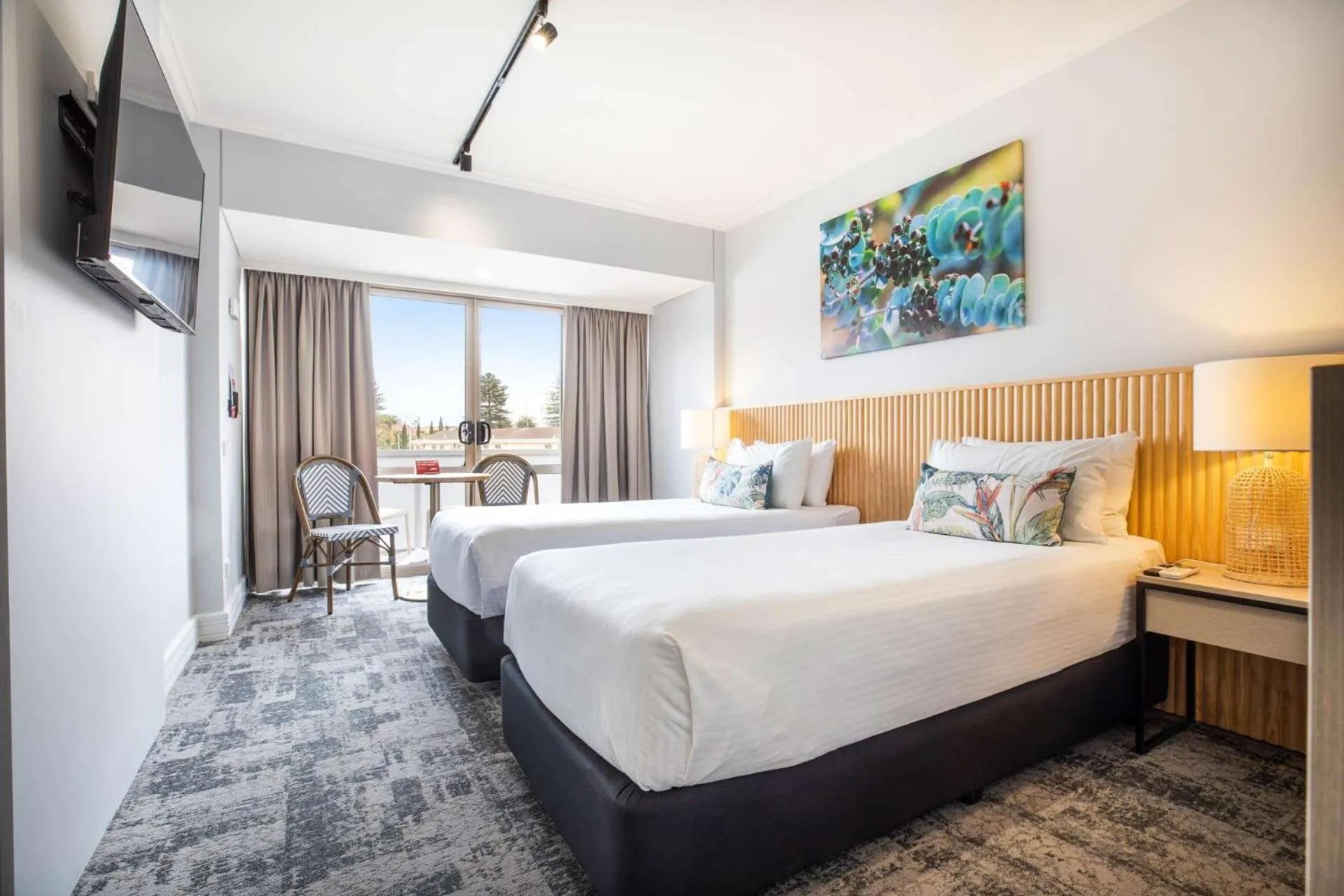 Bedroom, Bed in Nightcap at Hotel Victor