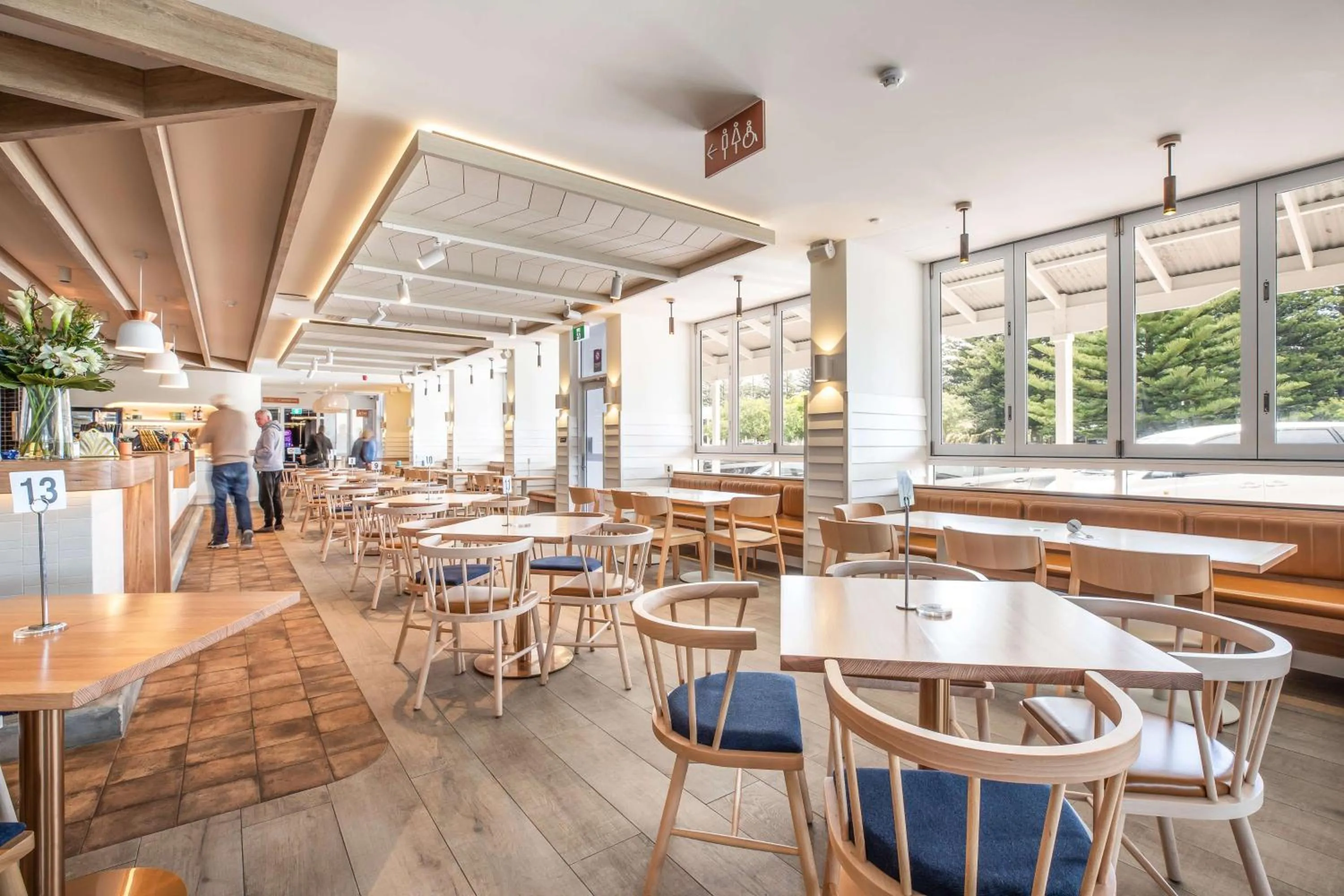 Food and drinks in Nightcap at Hotel Victor