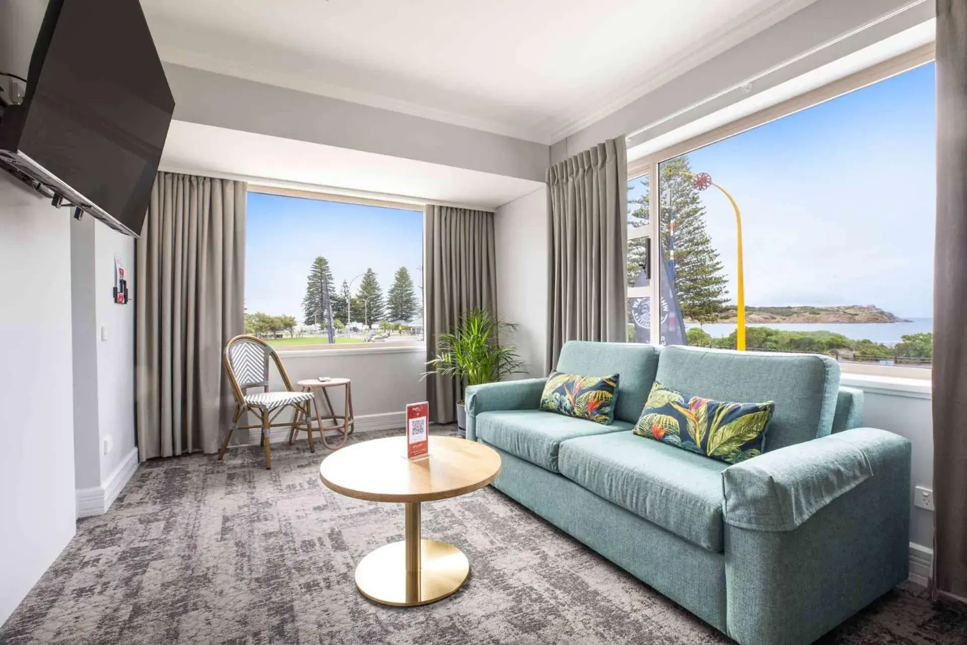 Superior Ocean View Suite in Nightcap at Hotel Victor Superior Ocean View Suite in Nightcap at Hotel Victor