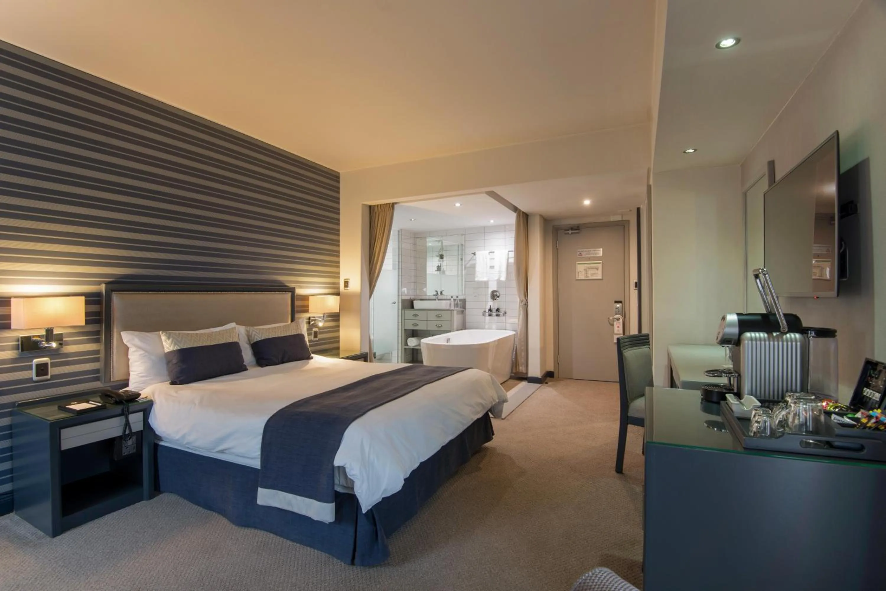 Photo of the whole room, Bed in The Portswood Hotel