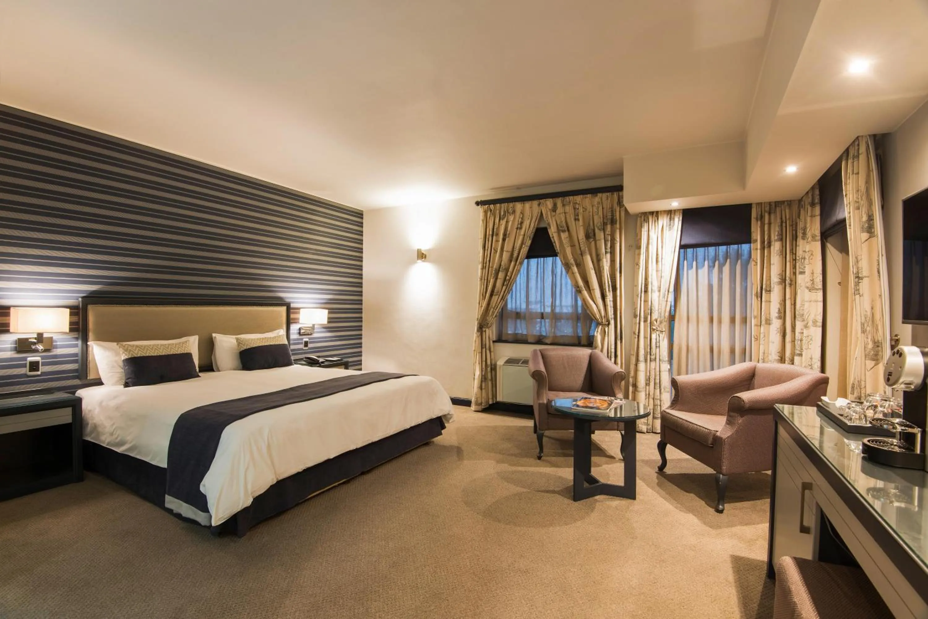 Photo of the whole room, Bed in The Portswood Hotel