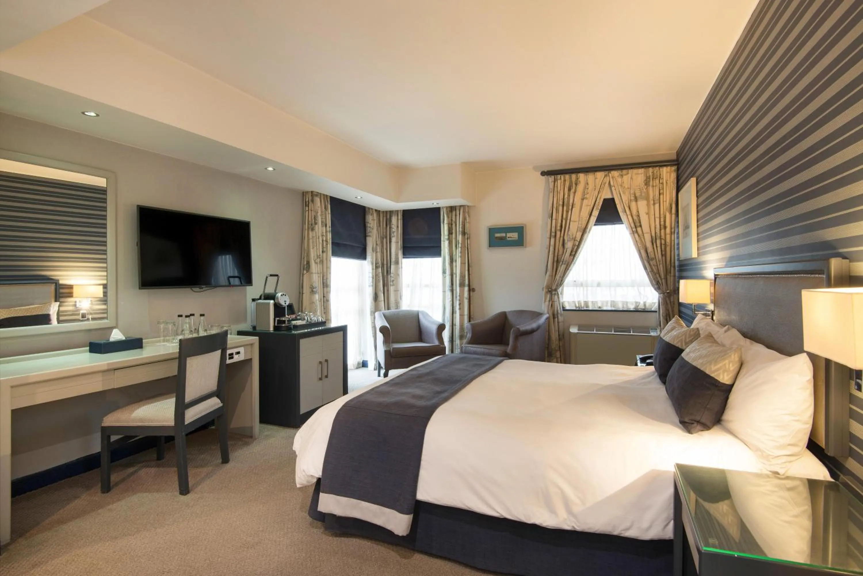 Photo of the whole room, Bed in The Portswood Hotel