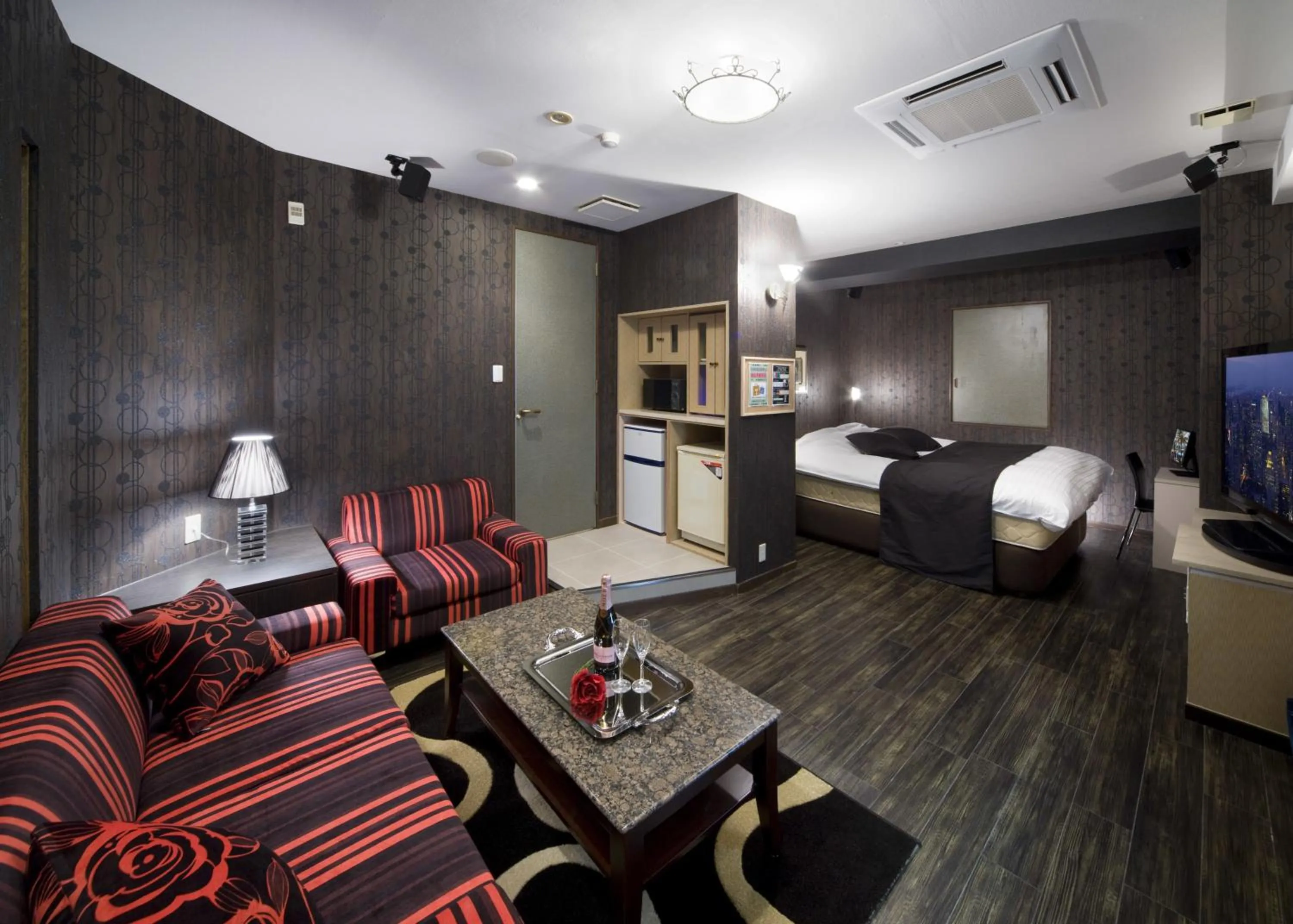 Photo of the whole room, Bed in HOTEL & SPA ISLAND (Adult Only)