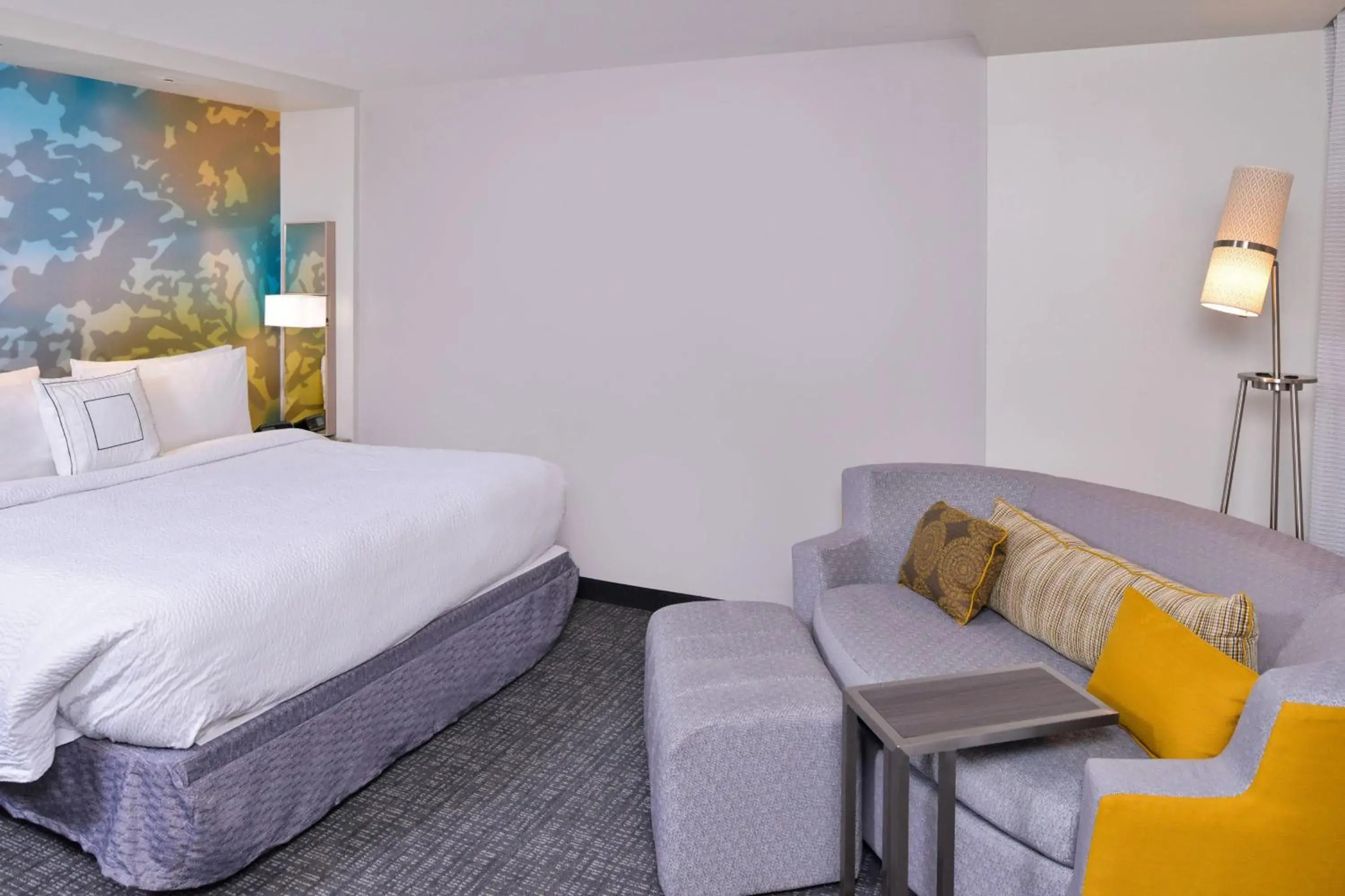 Standard King Room with Sofa Bed in Courtyard by Marriott Columbus Grove City Standard King Room with Sofa Bed in Courtyard by Marriott Columbus Grove City