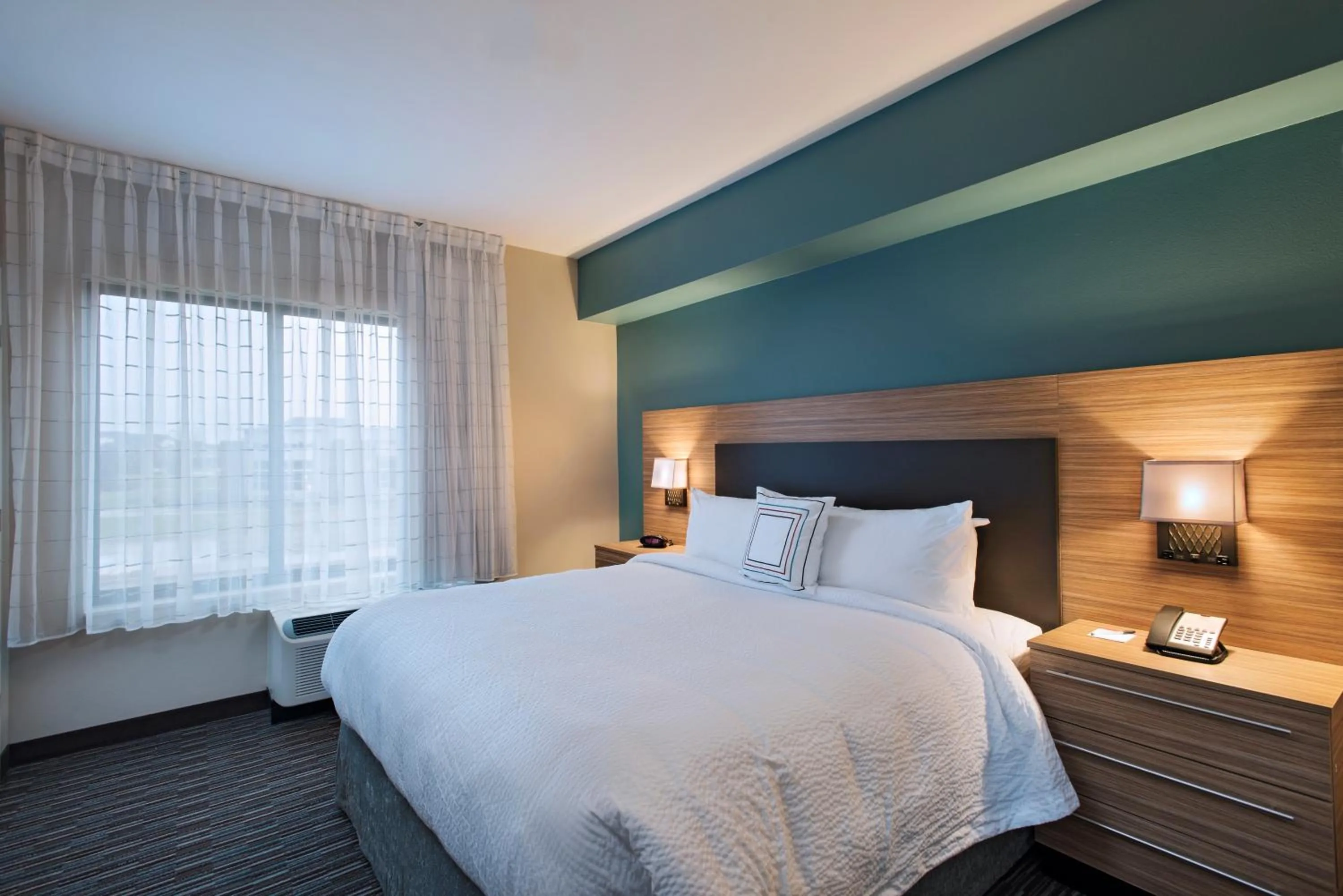 Bedroom, Bed in TownePlace Suites by Marriott Des Moines West/Jordan Creek