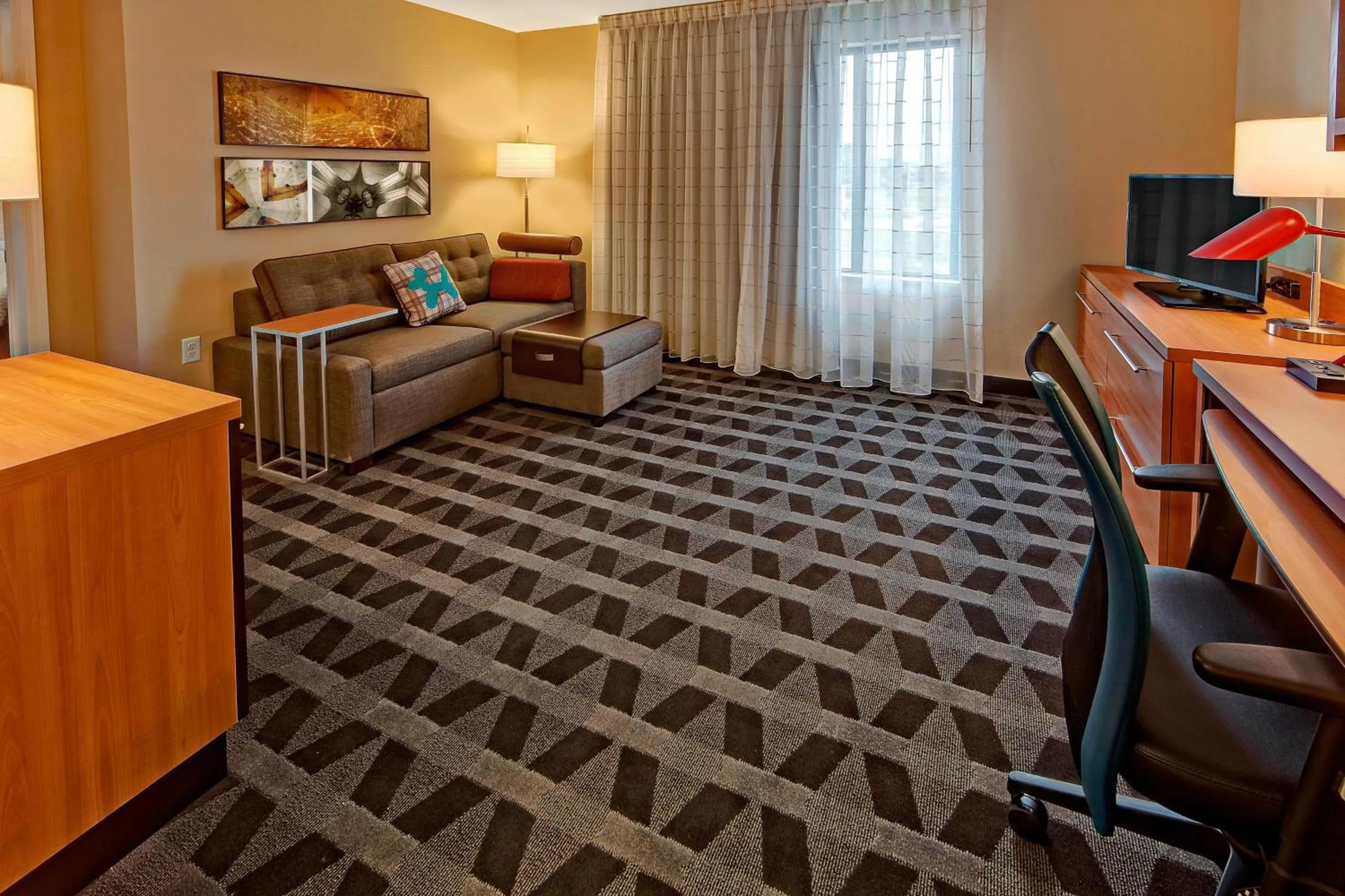 Bedroom, Bed in TownePlace Suites by Marriott Hattiesburg