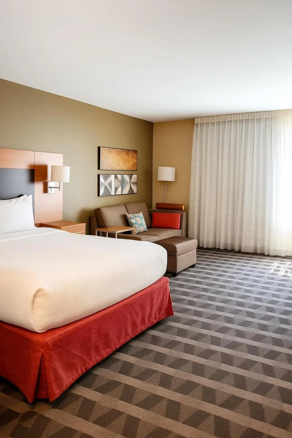 Bed in TownePlace Suites by Marriott Hattiesburg