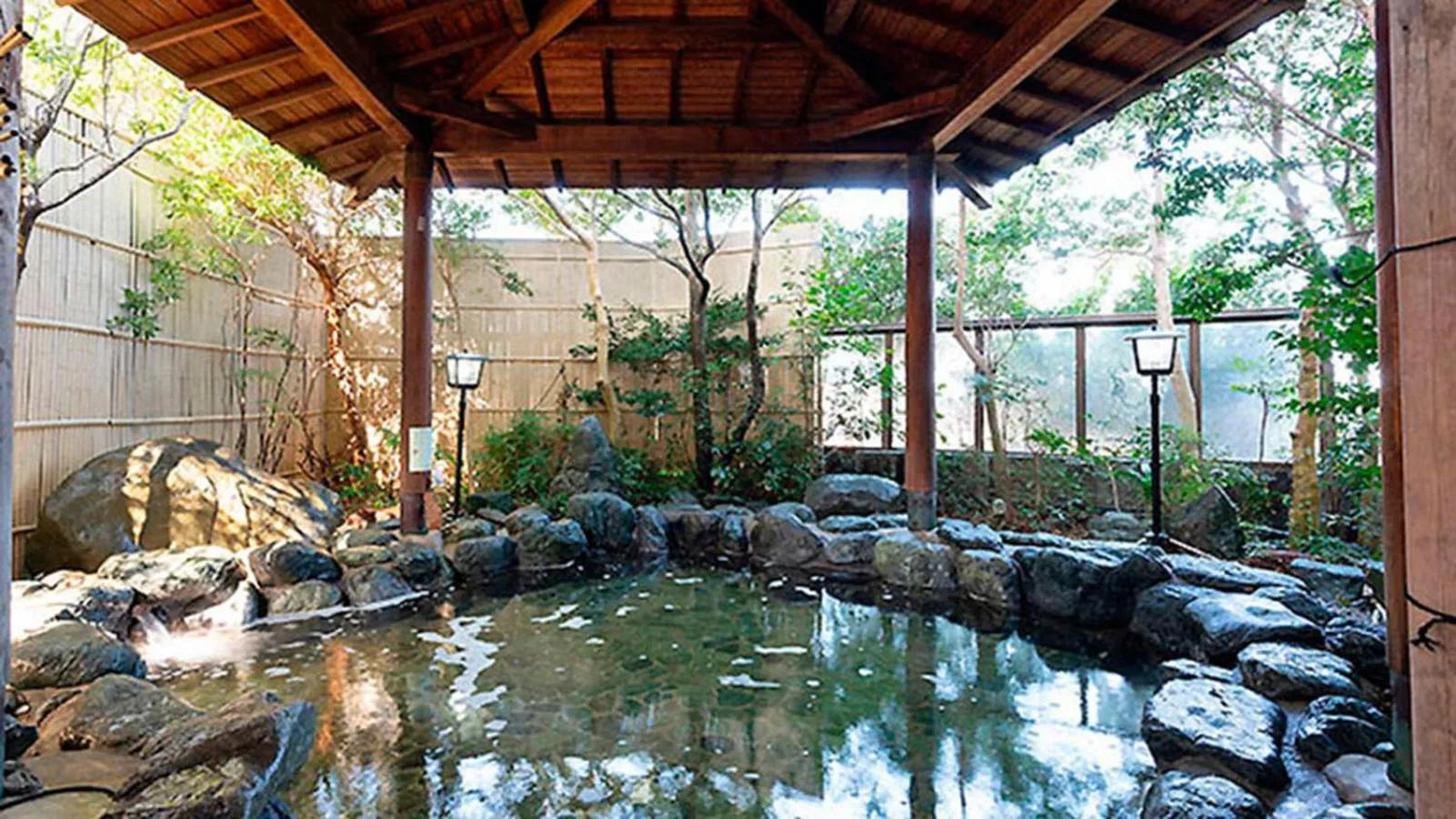 Hot Spring Bath in Ama no Shima