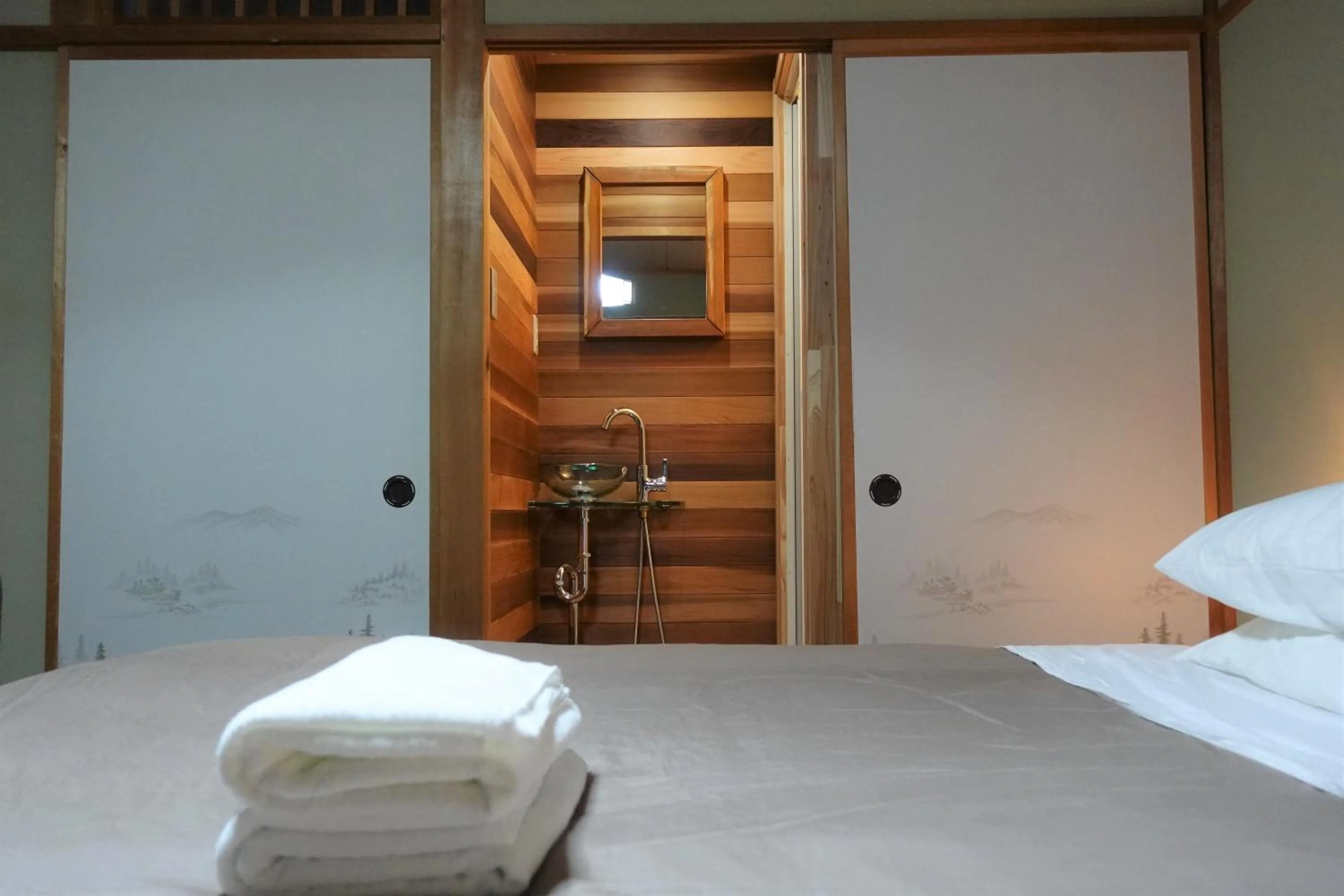 Bathroom, Bed in Hotel Myosen