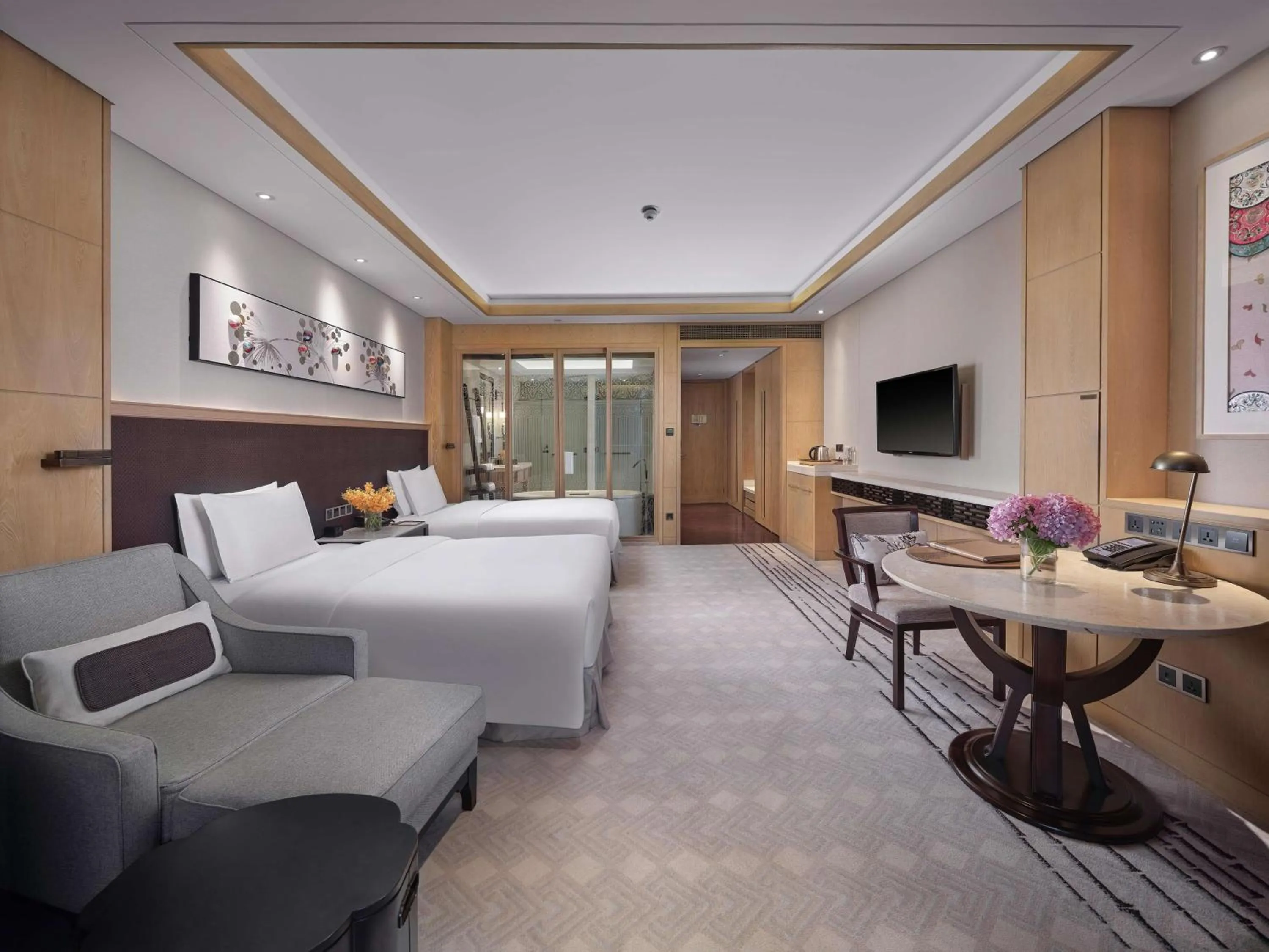 Bed in Hilton Dali Resort & Spa