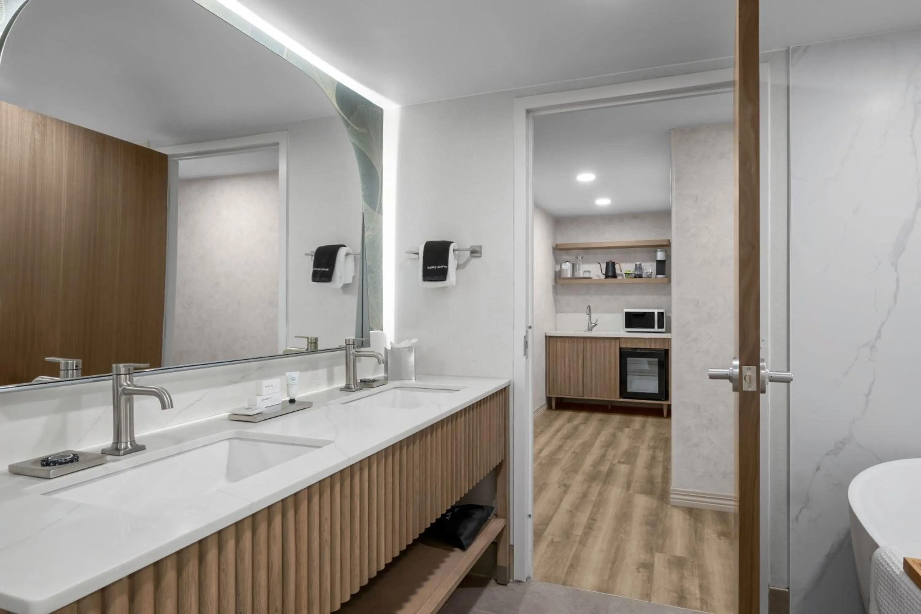 Bathroom in The Grove Hotel