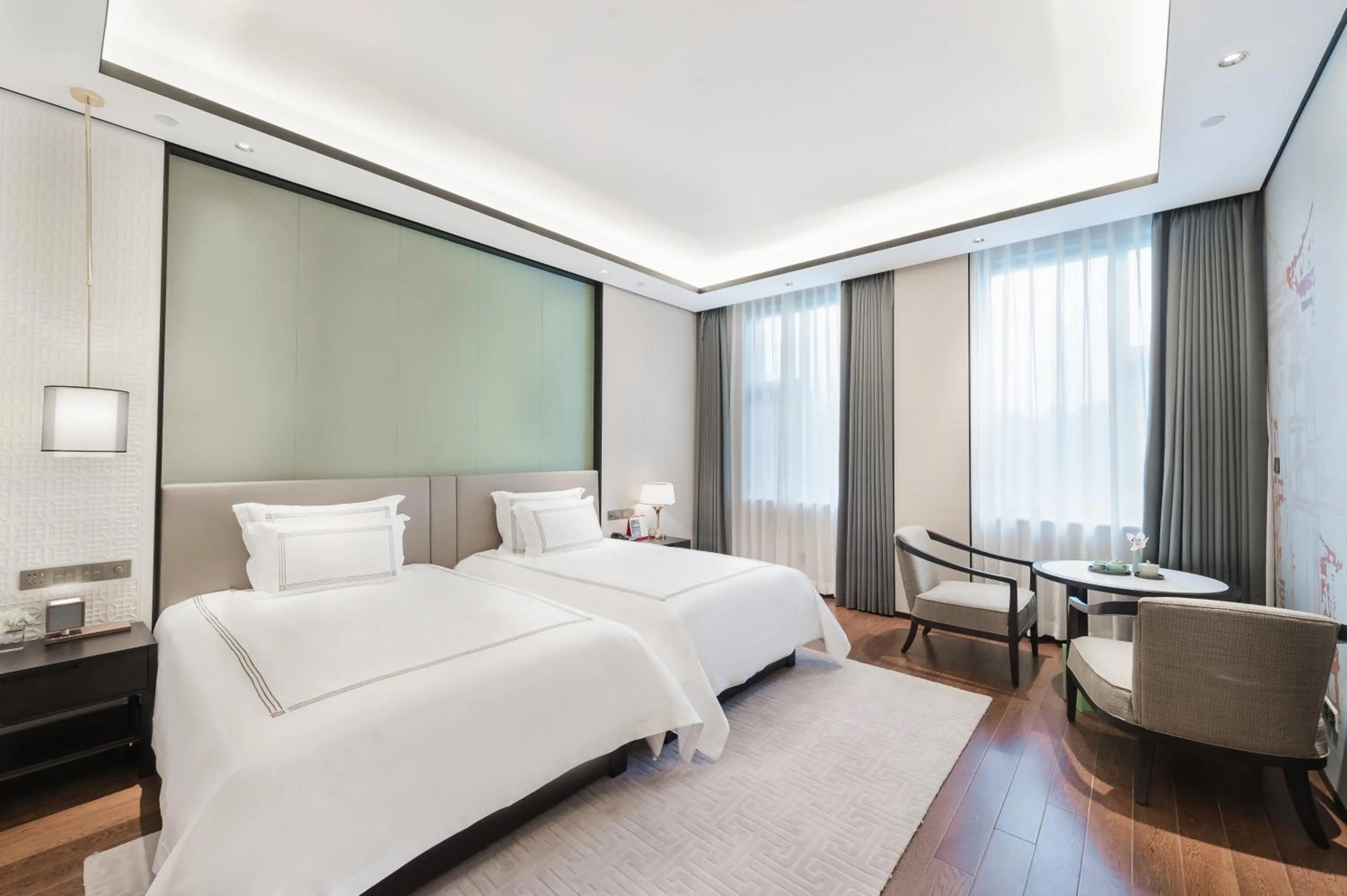 Property building, Bed in West Lake State Guest House