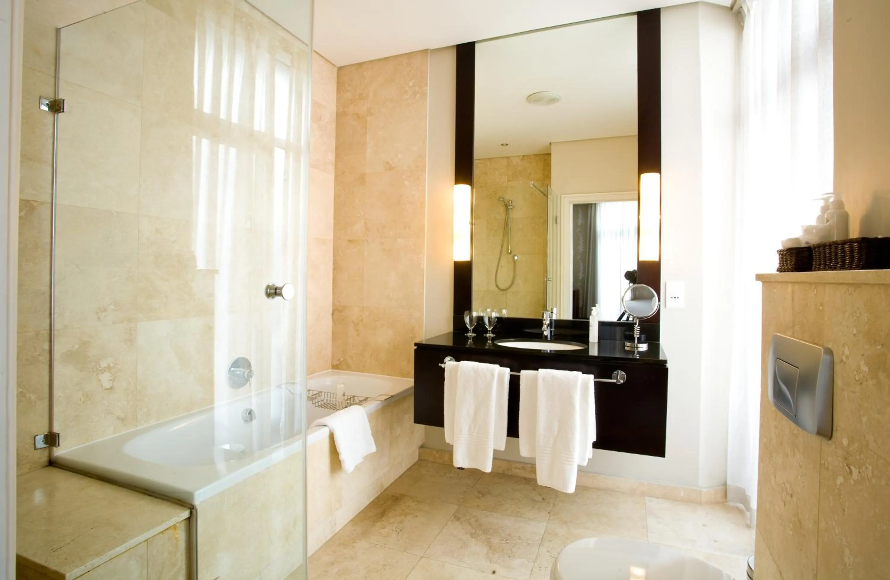 Shower in Grand Daddy Boutique Hotel