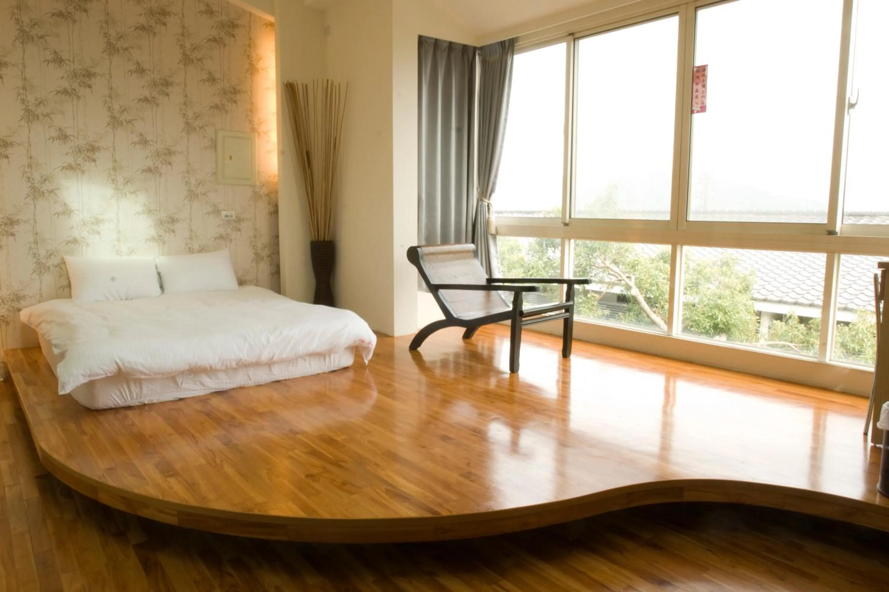 Photo of the whole room, Bed in Sanyi Happiness B&B