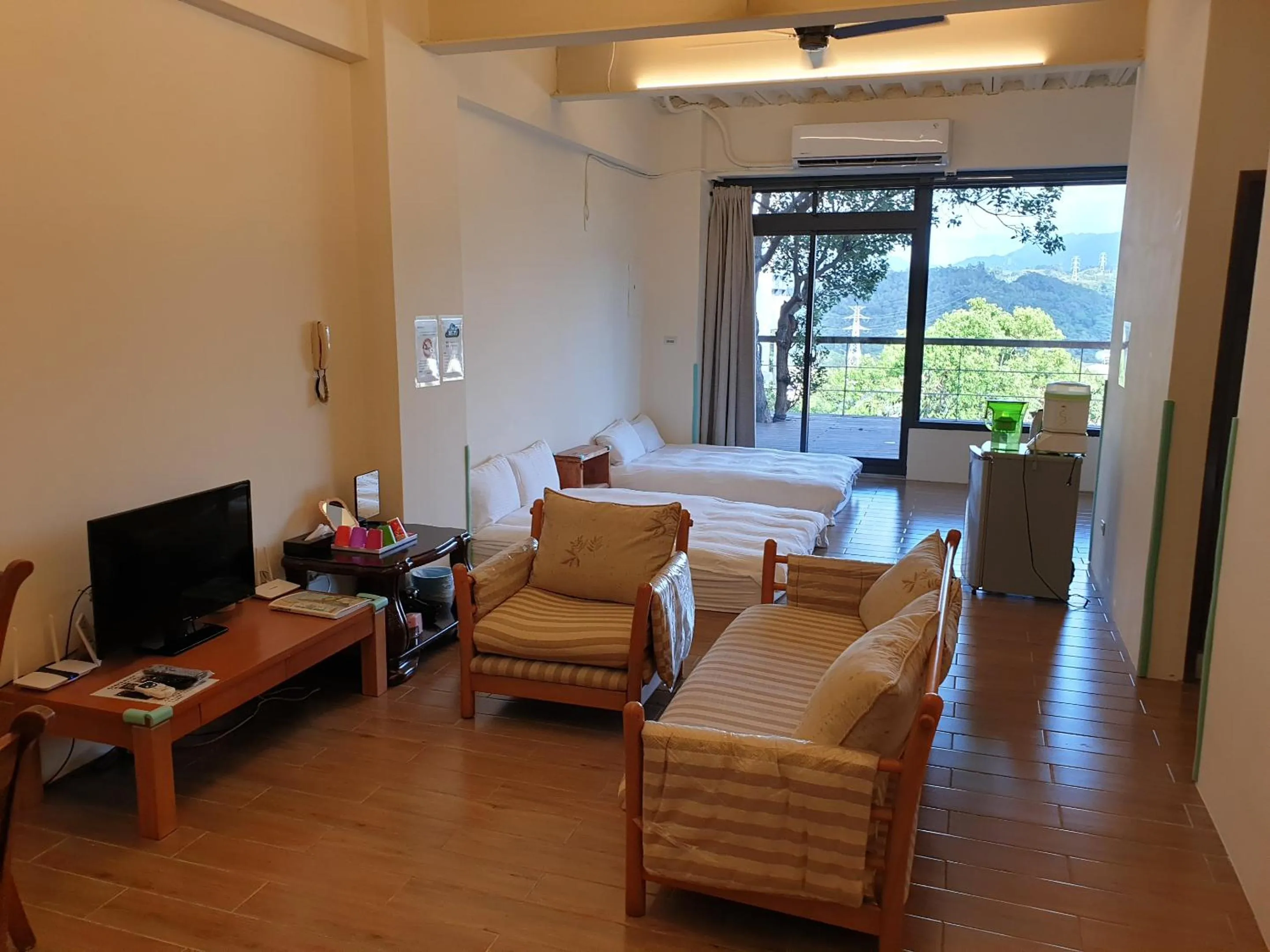 Bed in Sanyi Happiness B&B