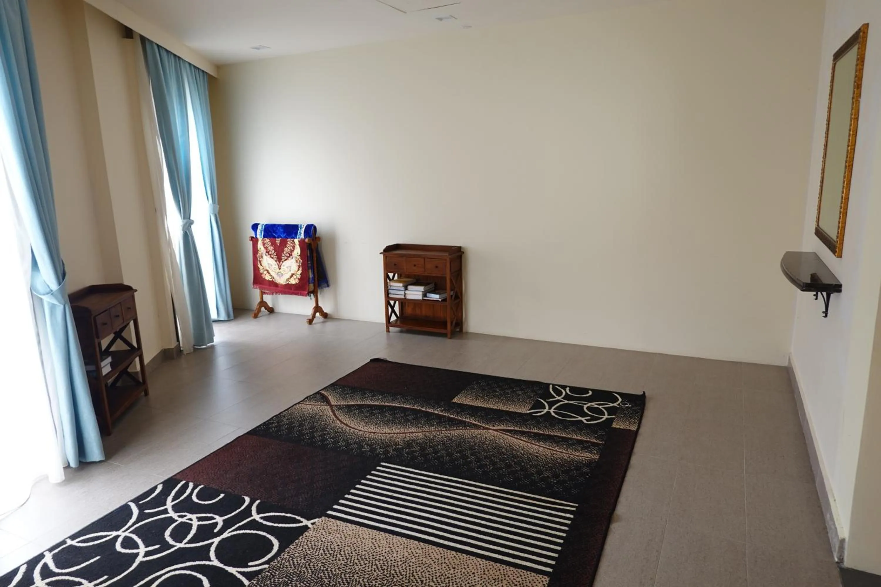 Bed in MM Heritage Hotel