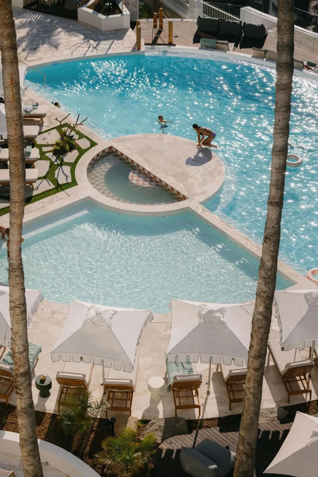 Swimming pool in President Hotel