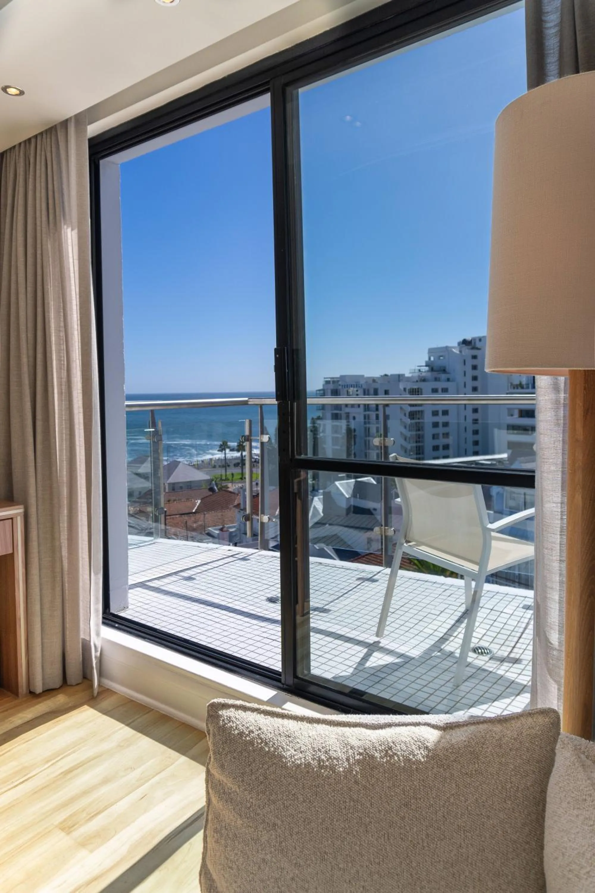 Balcony/Terrace in President Hotel