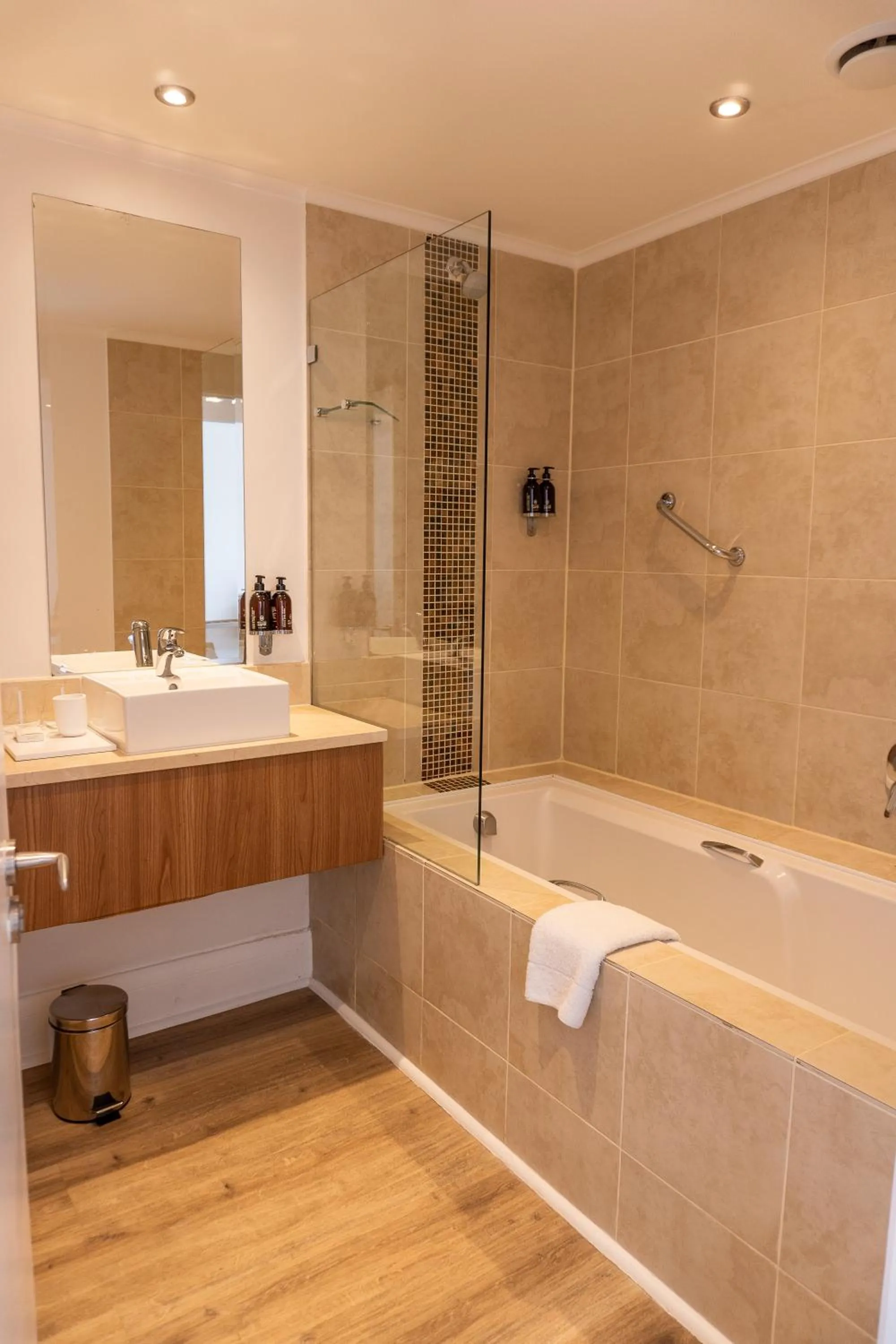 Bathroom in President Hotel