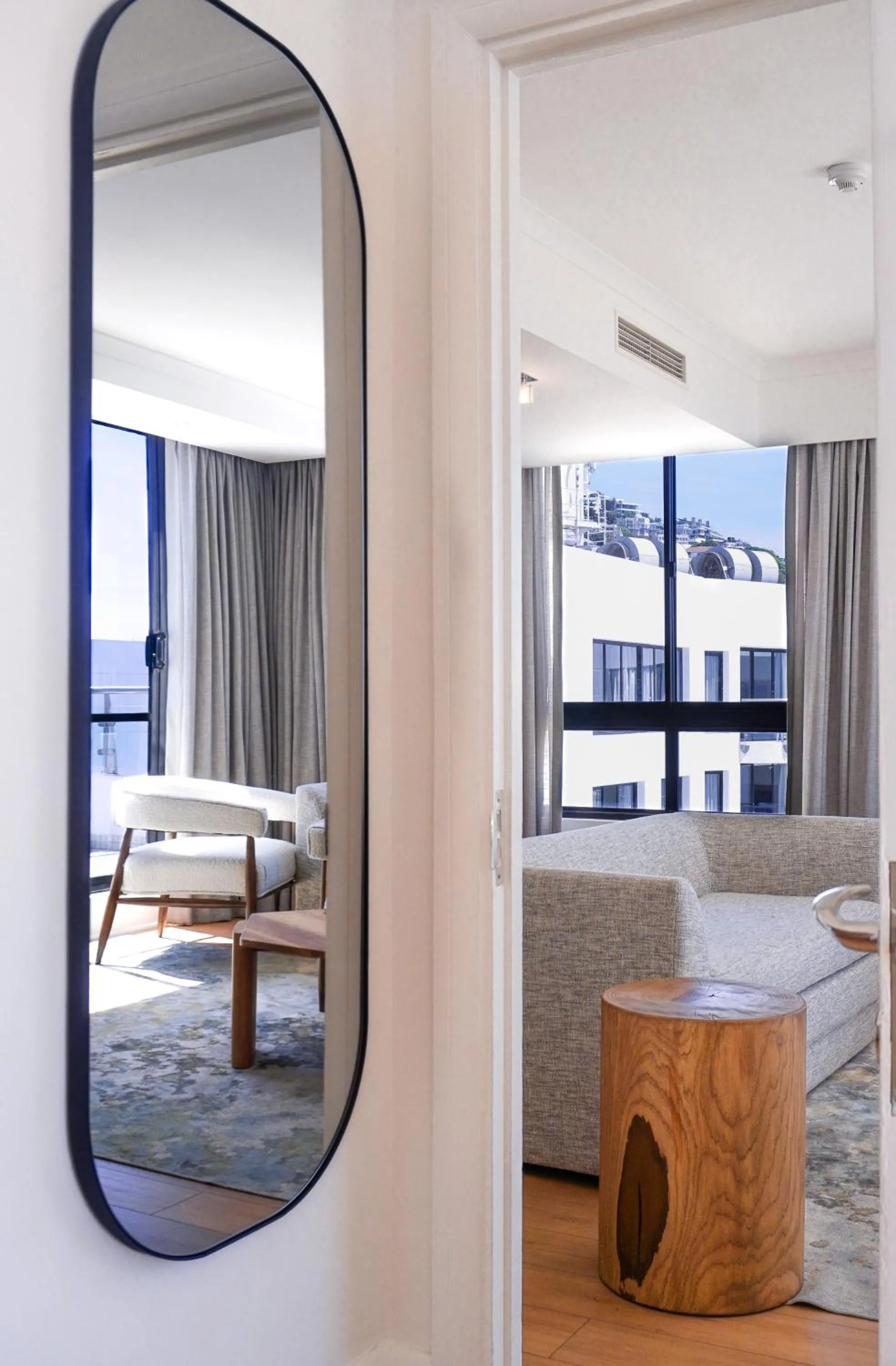 Living room, Bed in President Hotel