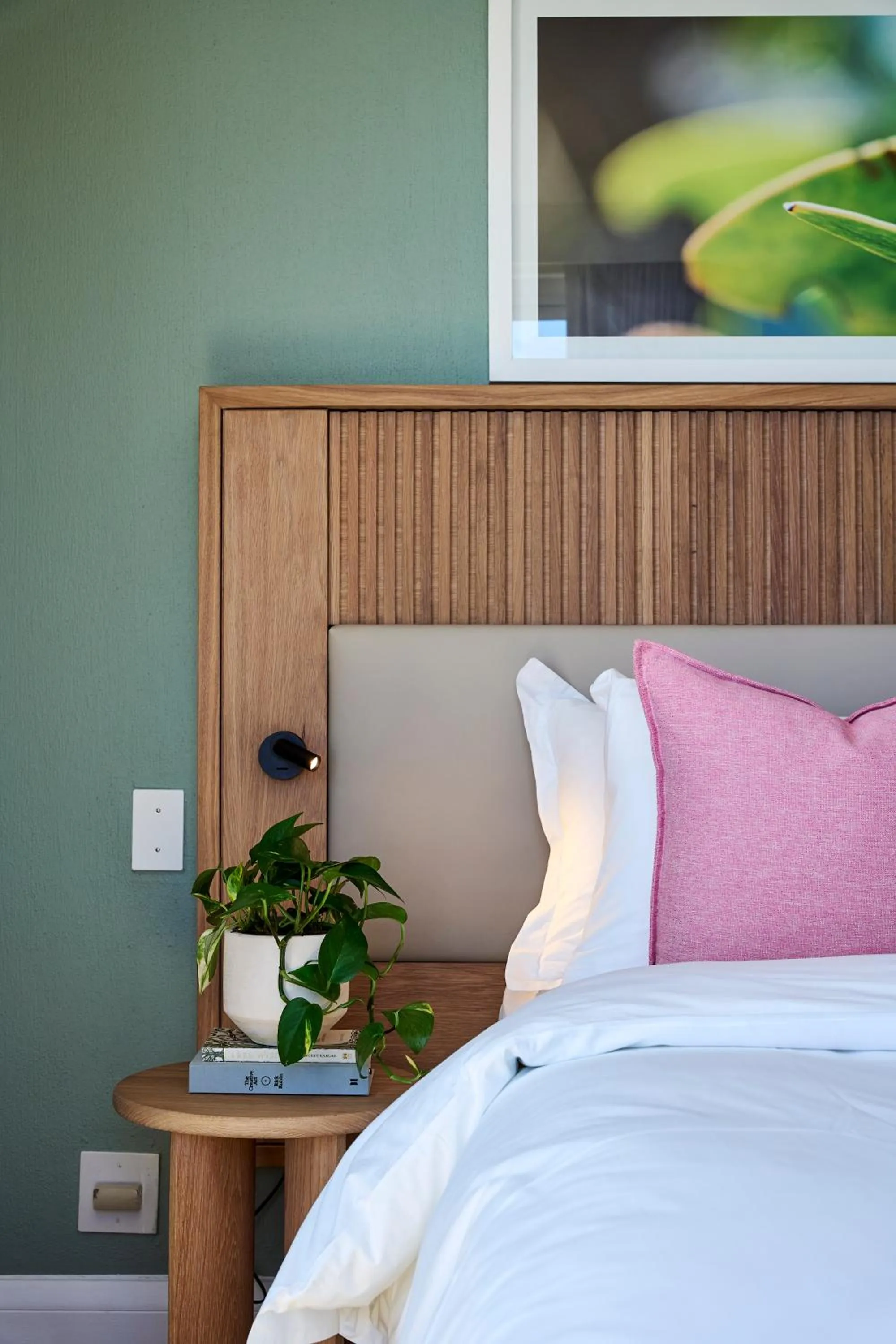 Decorative detail, Bed in President Hotel