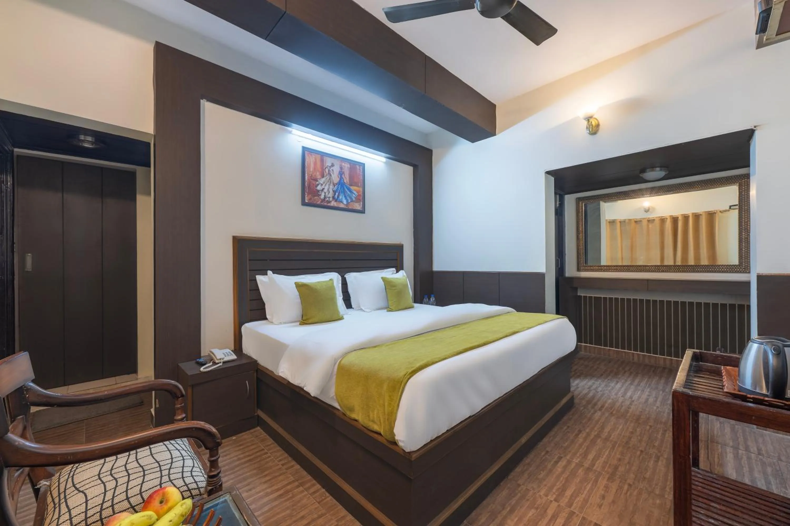 Bed in Kasauli Residency Near Mall road Kasauli