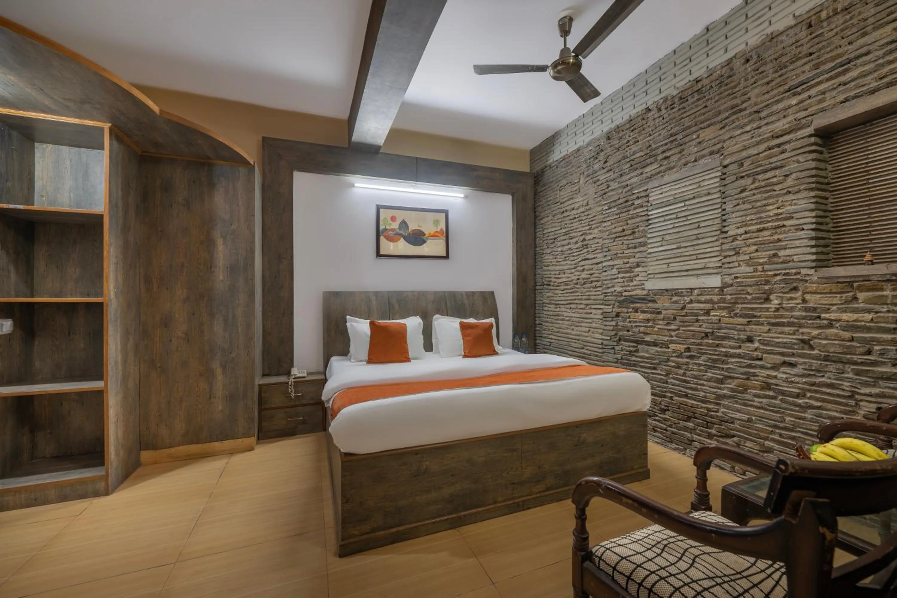 Bed in Kasauli Residency Near Mall road Kasauli