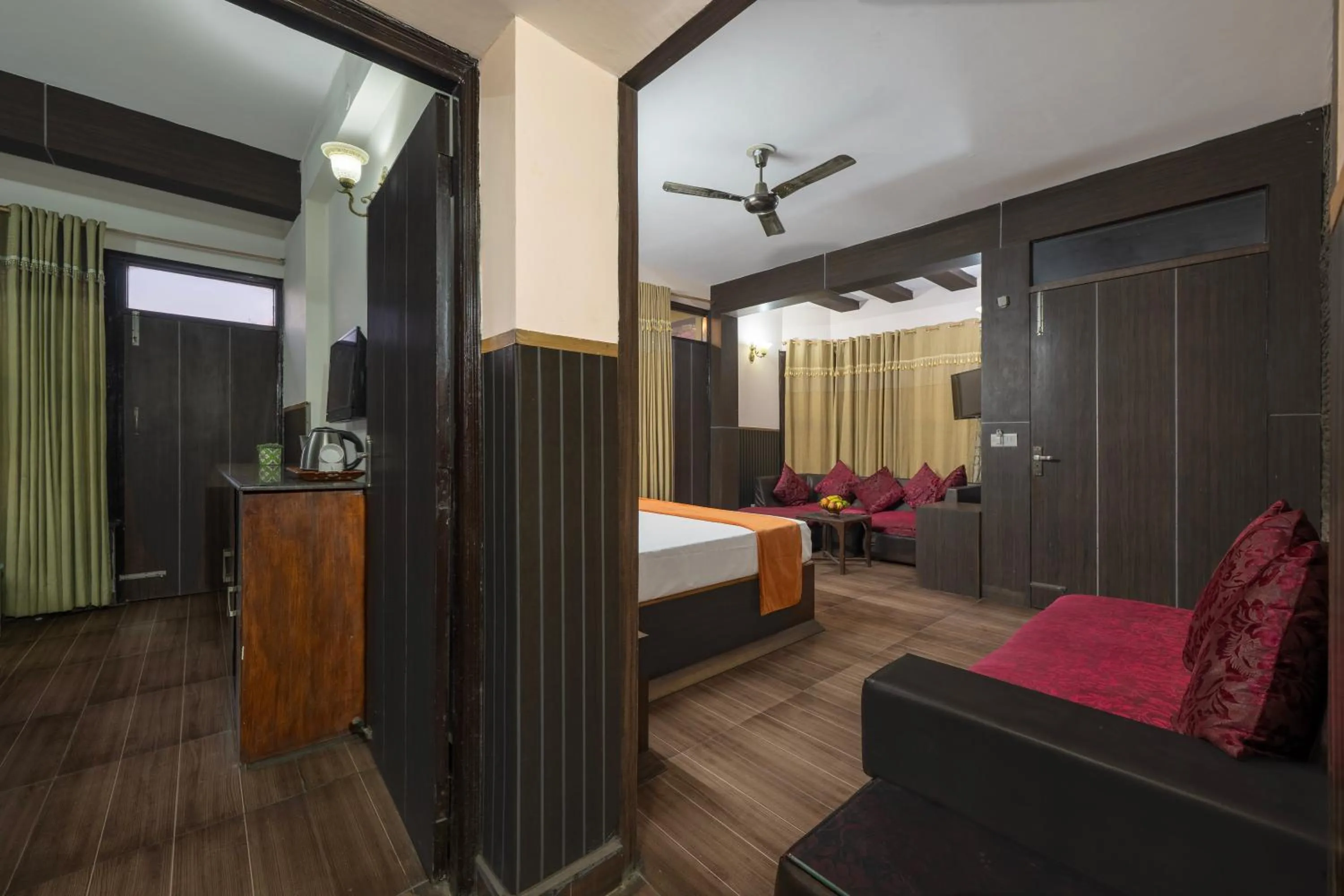 Bed in Kasauli Residency Near Mall road Kasauli